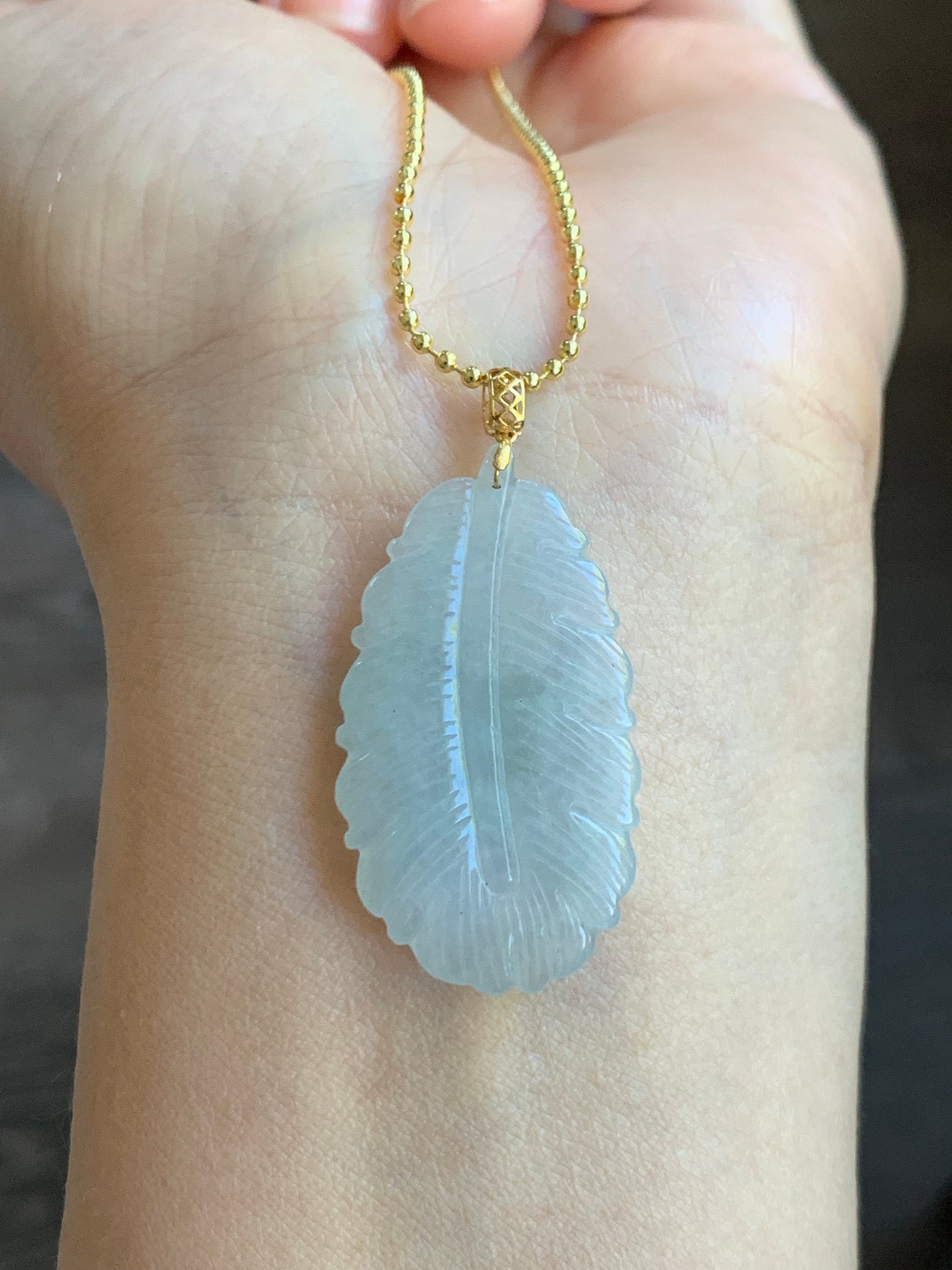 Natural Burmese Icy Translucent Light Green Jadeite Carved Feather Pendant 18K Yellow Gold 天然缅甸冰淡晴底翡翠羽毛镶嵌吊坠 B830