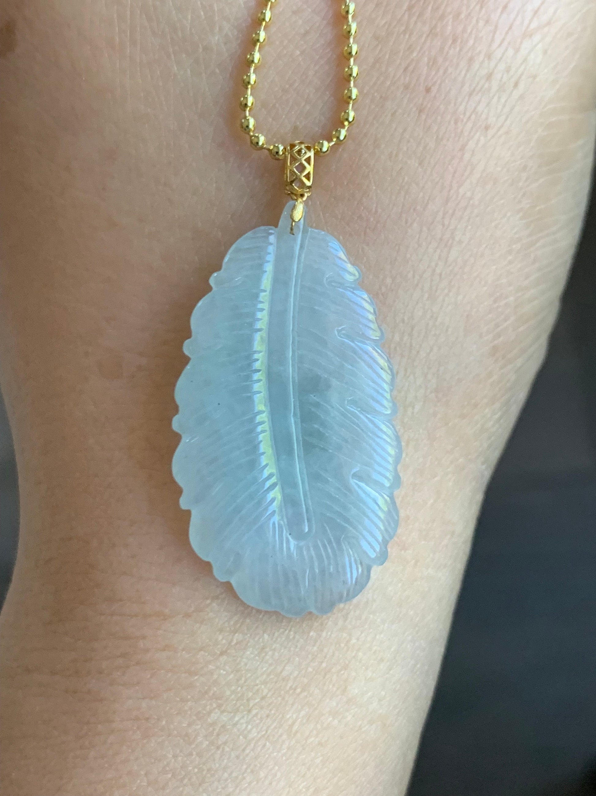 Natural Burmese Icy Translucent Light Green Jadeite Carved Feather Pendant 18K Yellow Gold 天然缅甸冰淡晴底翡翠羽毛镶嵌吊坠 B830