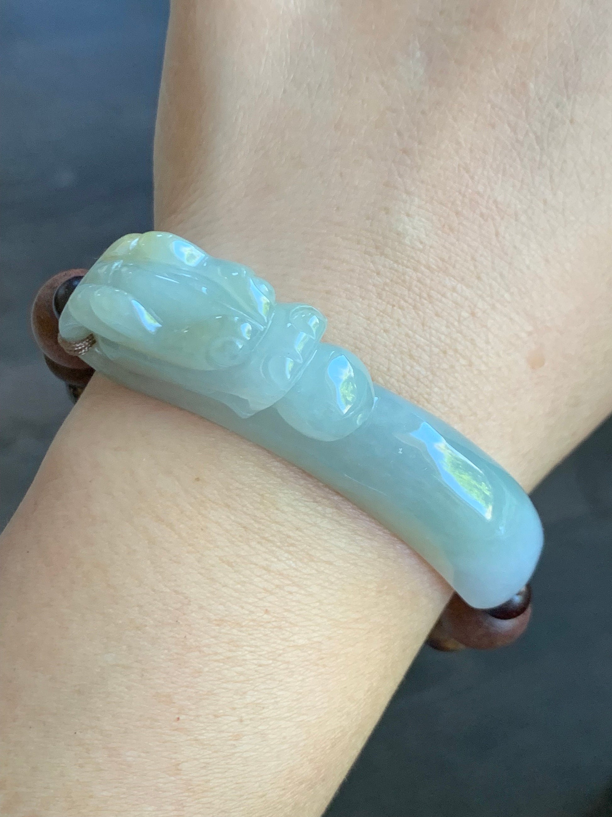 Natural Burmese Icy Translucent Dusty Sage Green Jadeite Carved 3D Dragon Hook Wood Beads Beaded Bracelet 7.25” 天然缅甸冰淡橄榄绿翡翠立体雕龙钩木珠手串