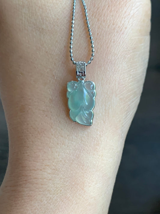 Certified Natural Burmese Premium Icy Translucent Gelatinous Light Green Jadeite Goldfish Pendant 18K White Gold 天然缅甸冰胶淡绿色翡翠金鱼镶嵌吊坠 5158