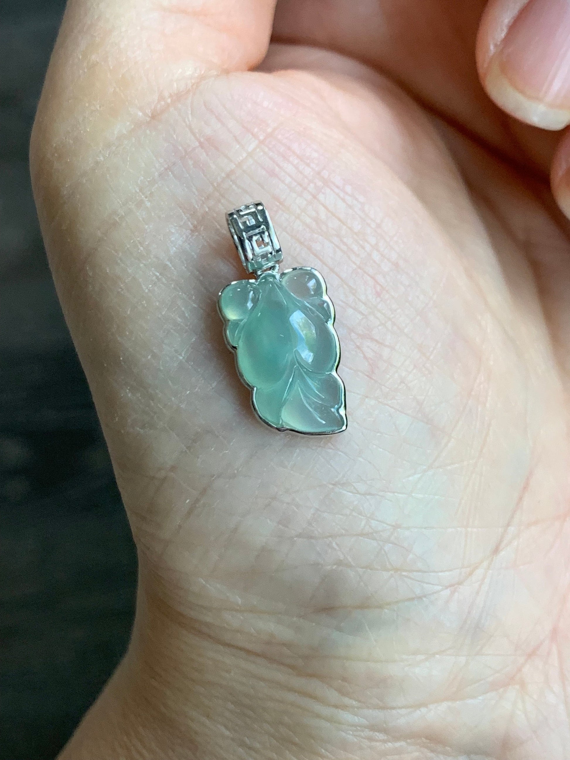 Certified Natural Burmese Premium Icy Translucent Gelatinous Light Green Jadeite Goldfish Pendant 18K White Gold 天然缅甸冰胶淡绿色翡翠金鱼镶嵌吊坠 5158
