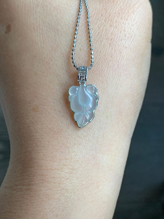 Certified Natural Burmese Premium Icy Translucent Gelatinous White Jadeite Goldfish Pendant 18K White Gold 天然缅甸冰胶淡紫底色翡翠金鱼镶嵌吊坠 5156