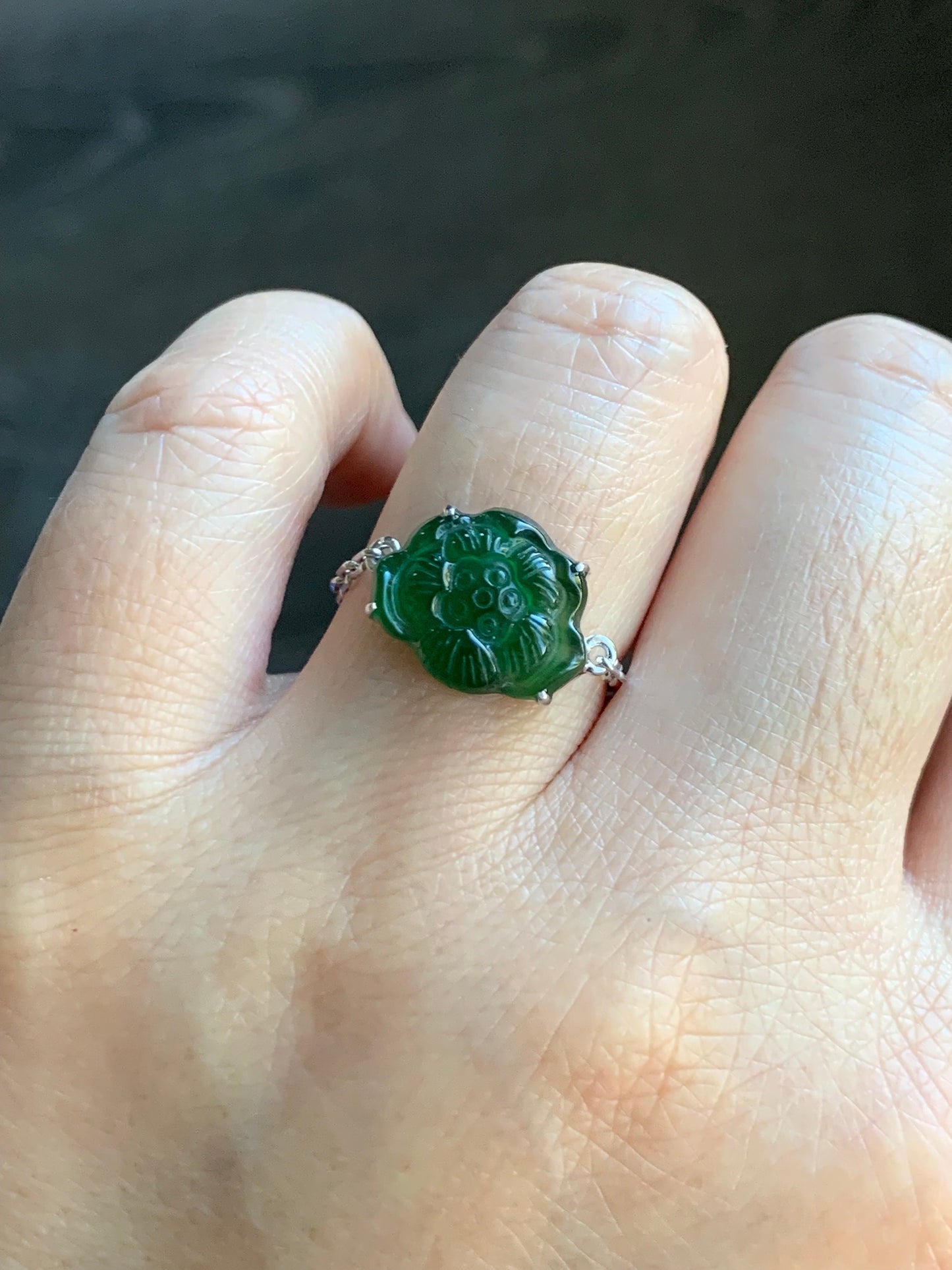 Certified Natural Guatemalan Icy Translucent Green Jadeite Carved Lotus Flower Chain Ring 18K White Gold Size Adjustable 天然冰危绿翡翠荷花镶嵌戒指 7421