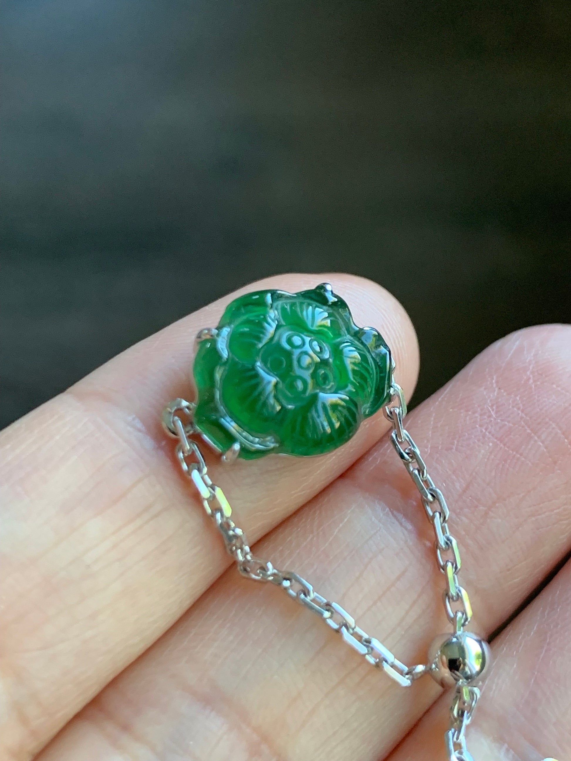 Certified Natural Guatemalan Icy Translucent Green Jadeite Carved Lotus Flower Chain Ring 18K White Gold Size Adjustable 天然冰危绿翡翠荷花镶嵌戒指 7421