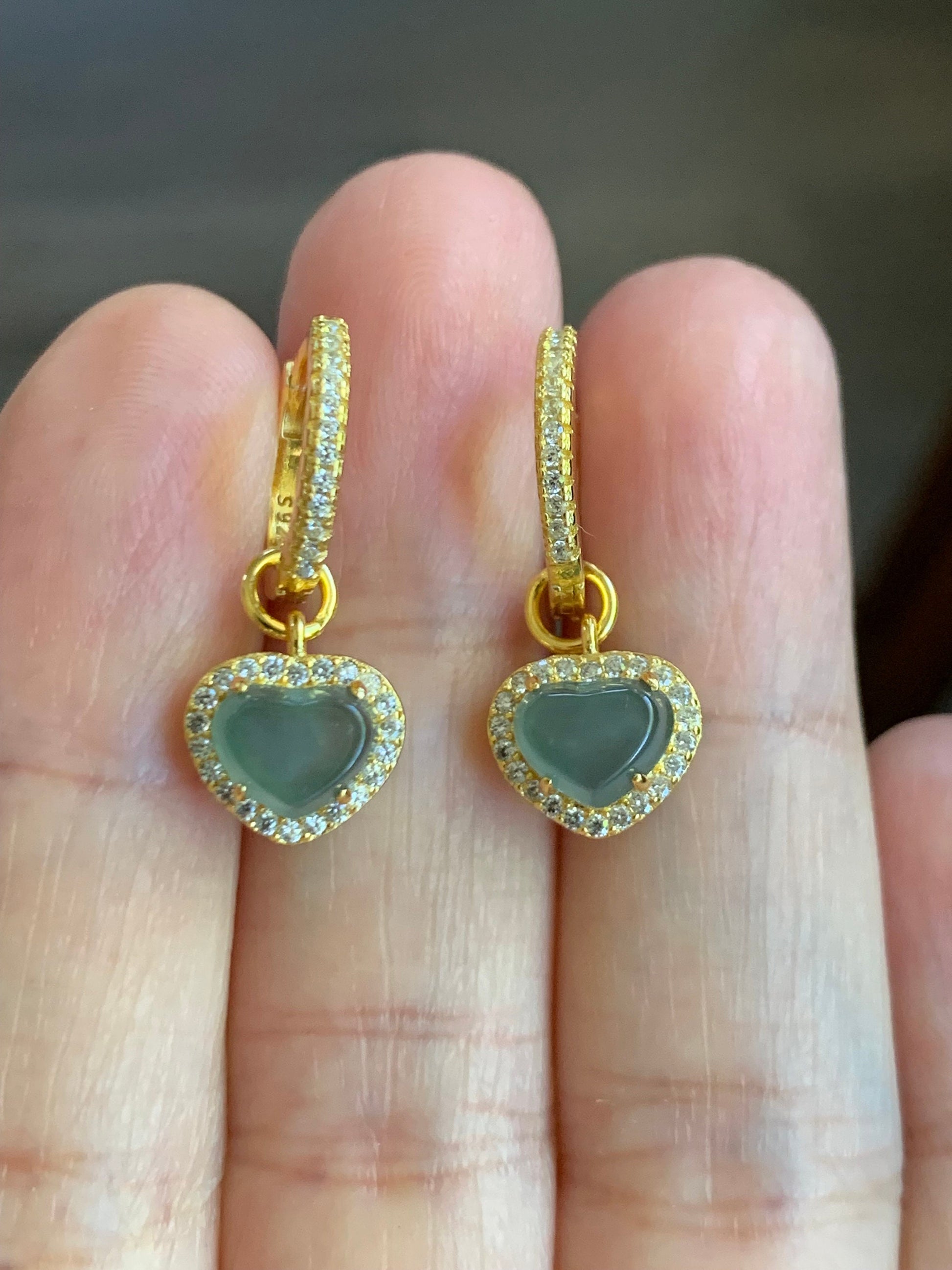 Natural Guatemalan Icy Translucent Light Teal Blue Jadeite Faceted Hearts Hoop Huggie Earrings Sterling Silver Gold Finish 天然冰危蓝翡翠爱心切割面银镶耳包