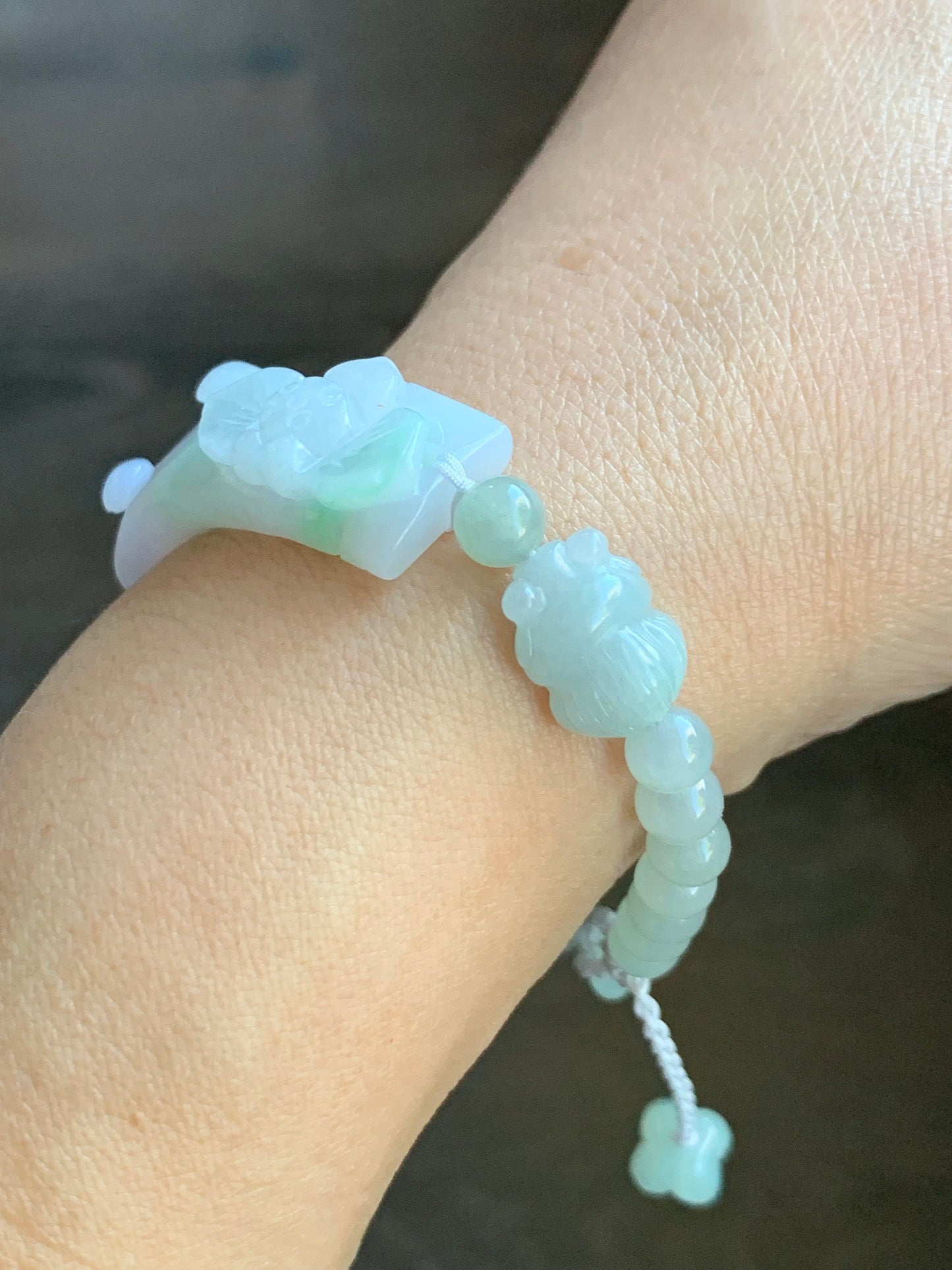 Natural Burmese Grade A Icy Translucent Light Purple & Green Jadeite Spring Color Lotus Flower Beaded Bracelet Adjustable 天然缅甸冰春彩翡翠莲花手牌手串