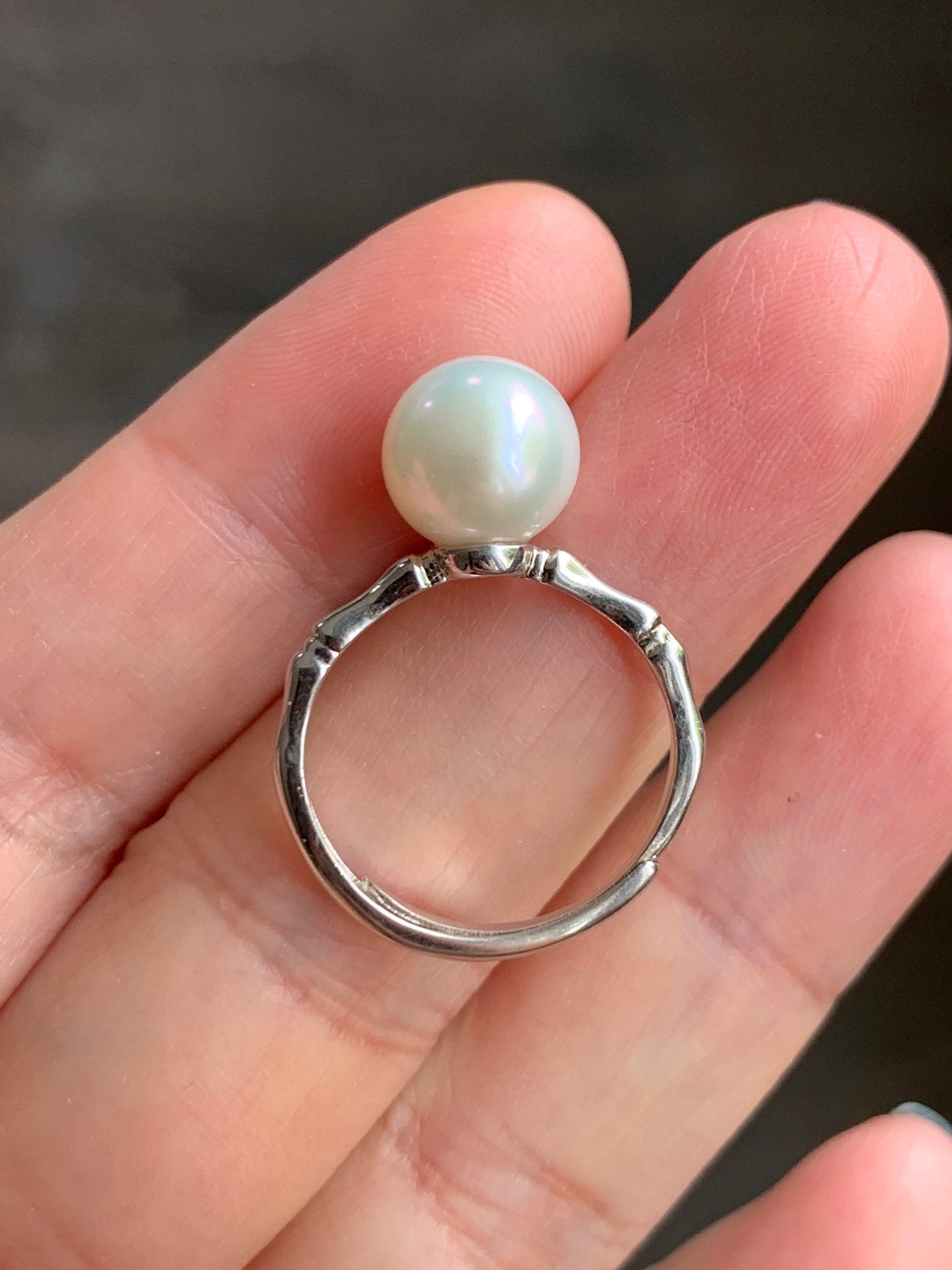Natural Genuine Freshwater White Round Pearl Solitaire Ring with Bamboo Design Band Sterling Silver Adjustable 9.5mm 天然淡水白色圆珍珠银镶竹节款戒指 BZJ100