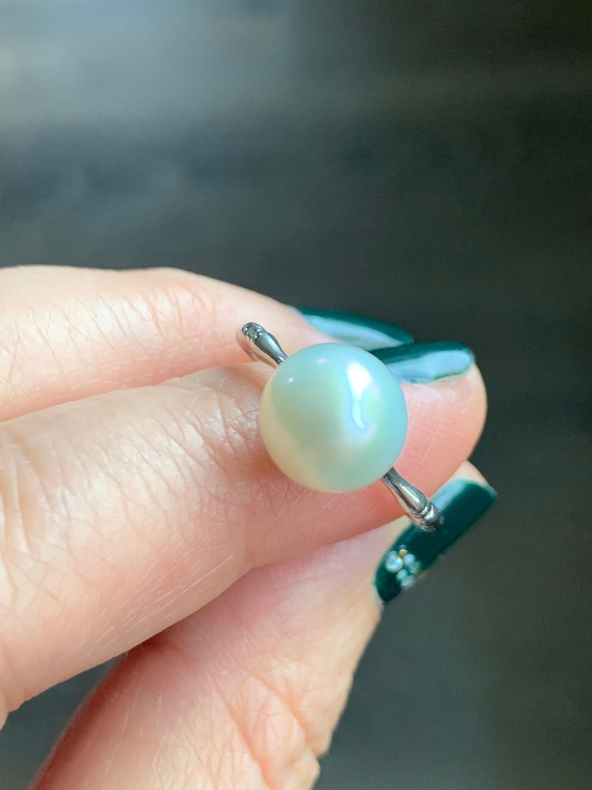 Natural Genuine Freshwater White Round Pearl Solitaire Ring with Bamboo Design Band Sterling Silver Adjustable 9.5mm 天然淡水白色圆珍珠银镶竹节款戒指 BZJ100