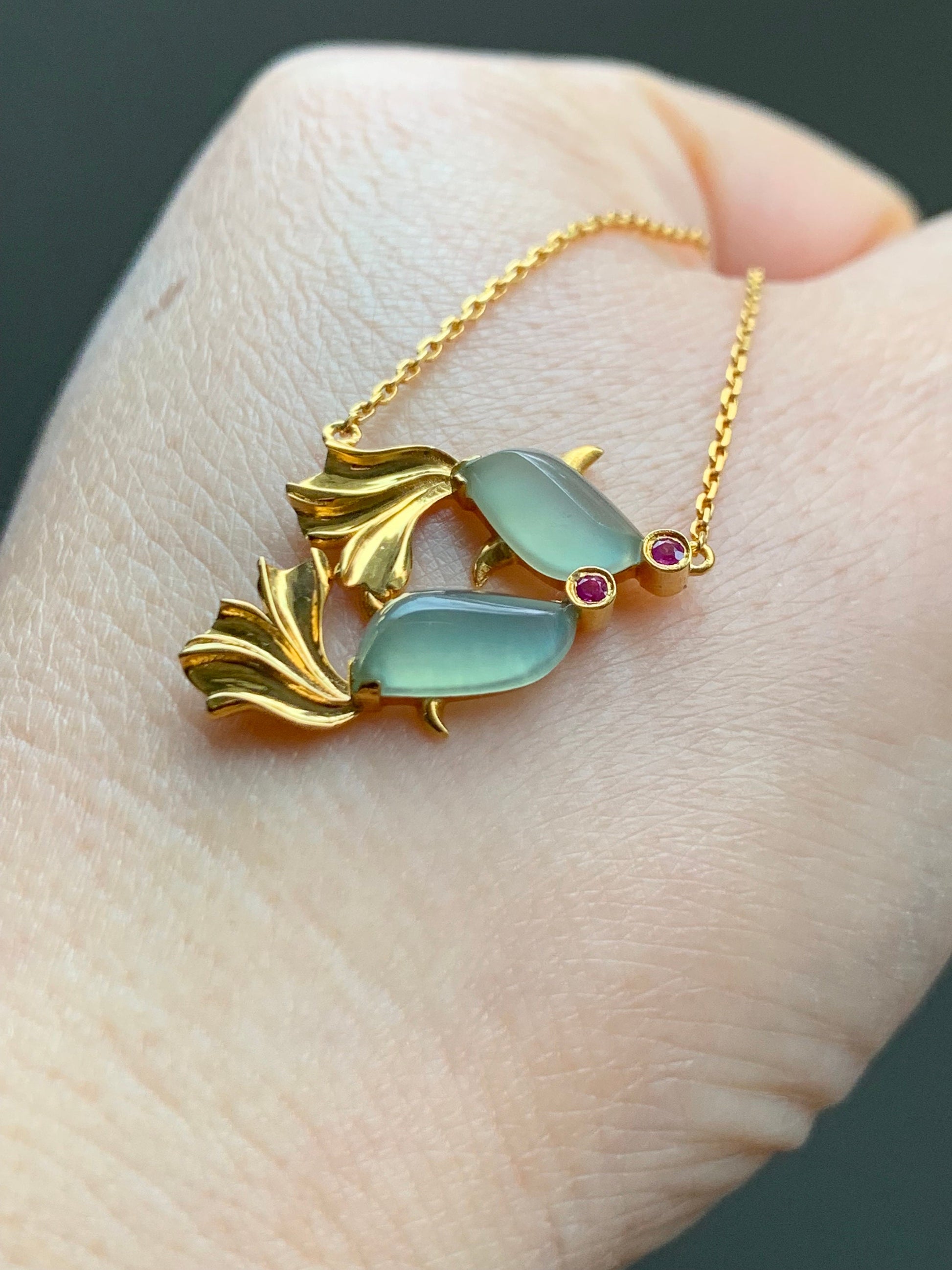 Certified Natural Burmese Highly Translucent Light Green Jadeite Double Fish Necklace 18K Yellow Gold & Ruby 天然缅甸正冰起晴底翡翠双鱼镶嵌锁骨链