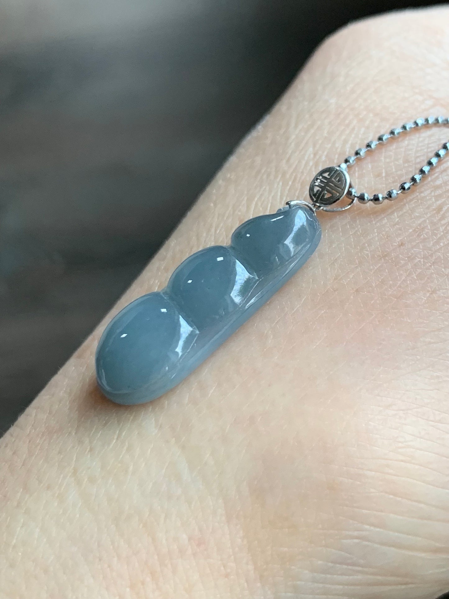 Natural Guatemalan Icy Translucent Light Dusty Blue Jadeite Peapod Pendant 18K White Gold 天然冰危蓝翡翠福豆吊坠 BTH113 B