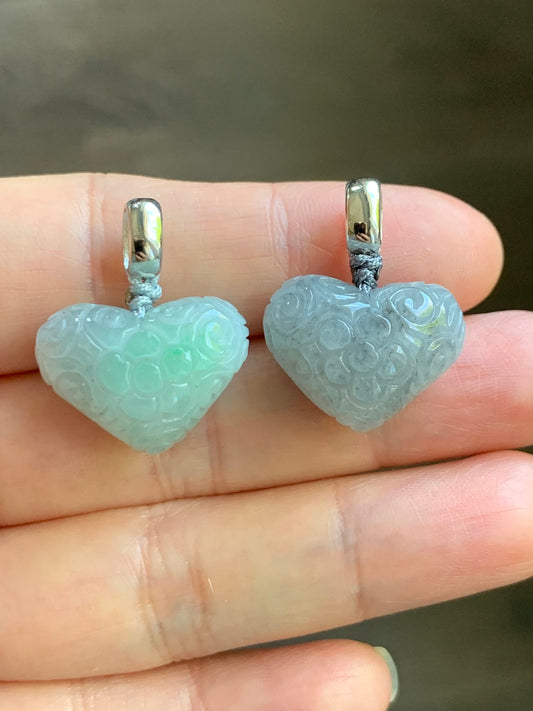 Natural Burmese Icy Translucent Gelatinous Wuji Marbled Jadeite Retro Engraved Heart Pendant S925 Sterling Silver Pendant 天然缅甸冰胶乌鸡翡翠仿古雕爱心吊坠