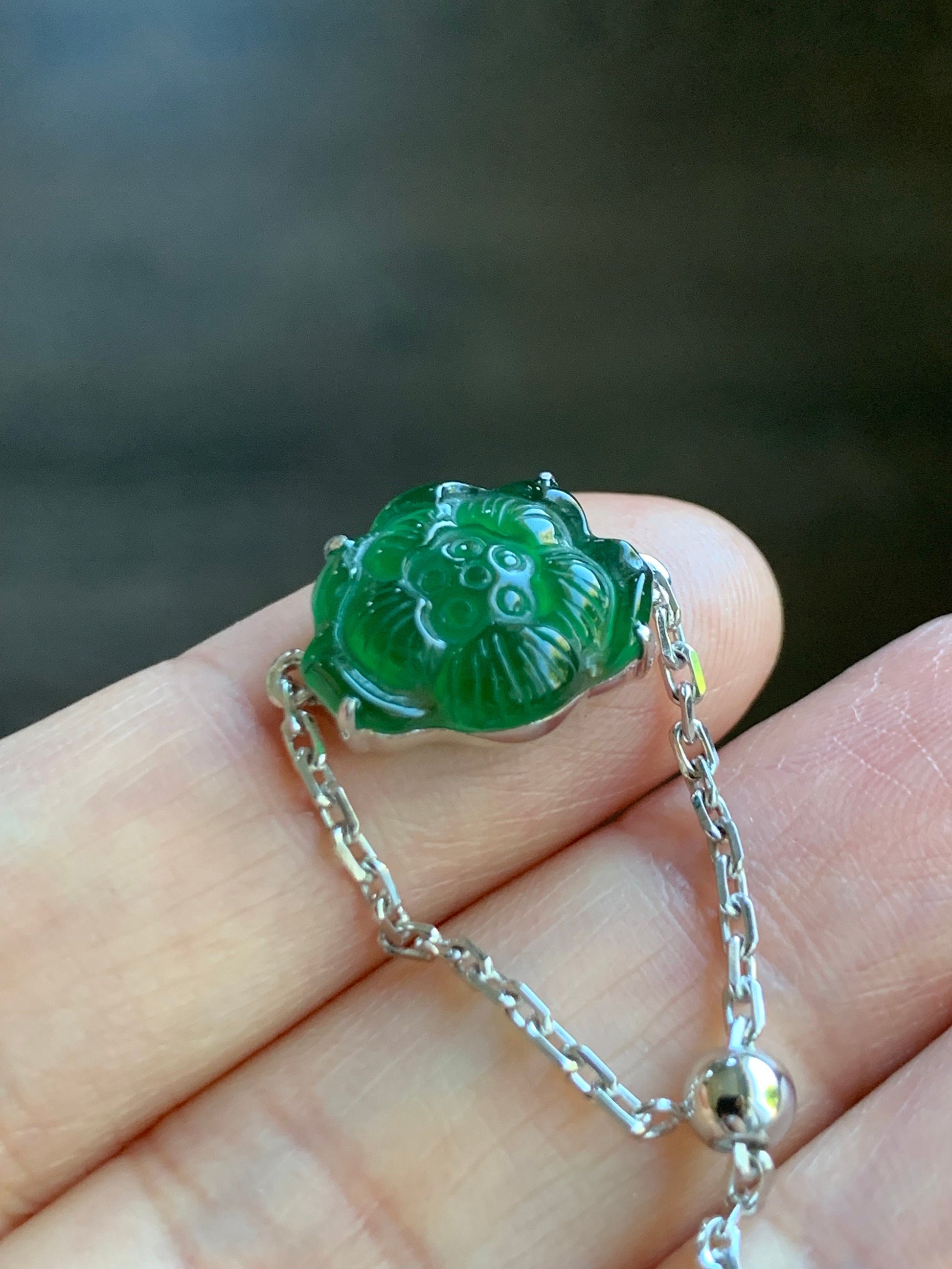 Certified Natural Guatemalan Icy Translucent Green Jadeite Carved Lotus Flower Chain Ring 18K White Gold Size Adjustable 天然冰危绿翡翠荷花镶嵌戒指 7421