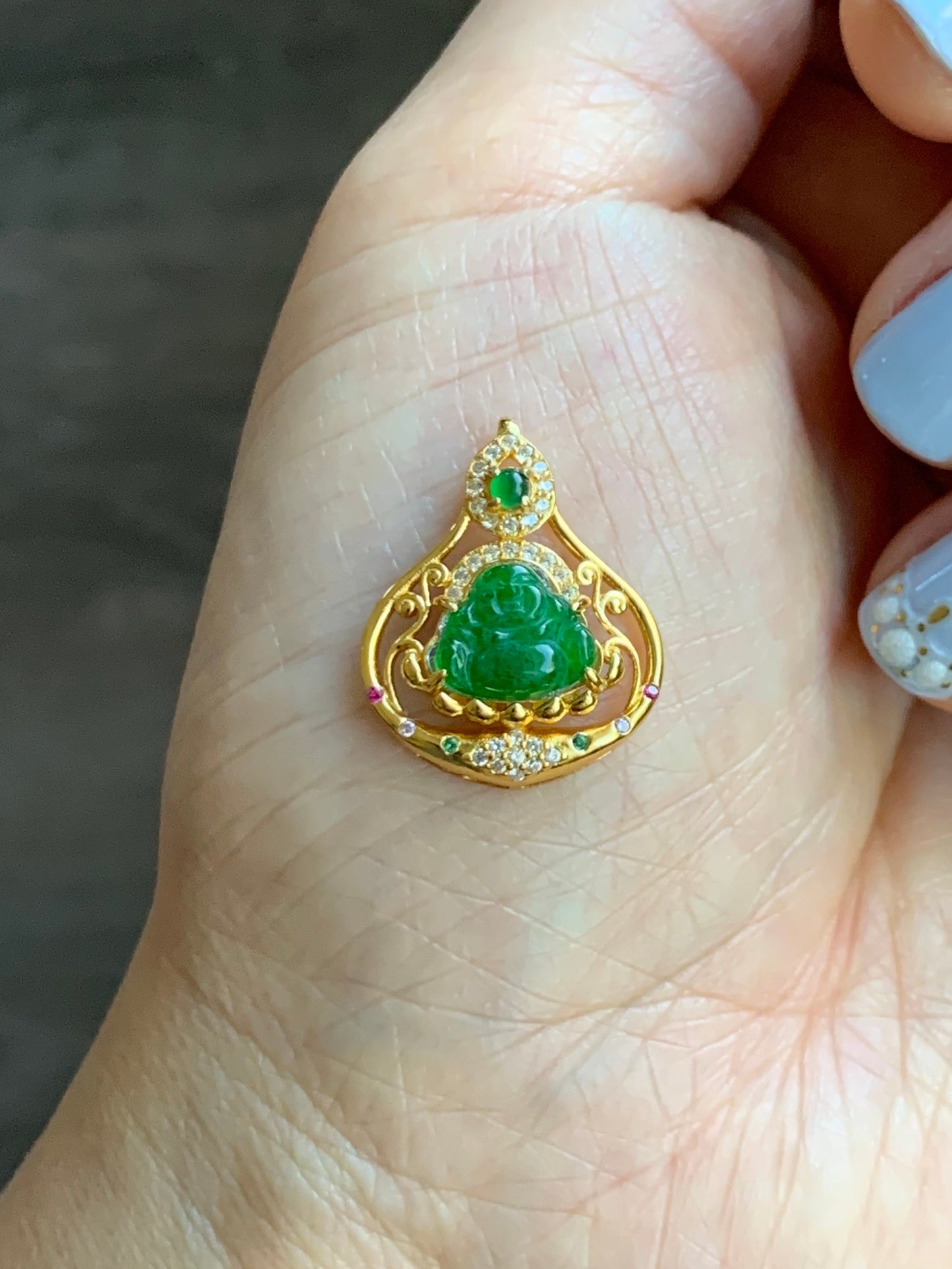Natural Guatemalan Icy Translucent Vibrant Green Jadeite Carved Buddha Pendant Sterling Silver Yellow Gold Finish 天然冰危阳绿翡翠佛公镶嵌吊坠