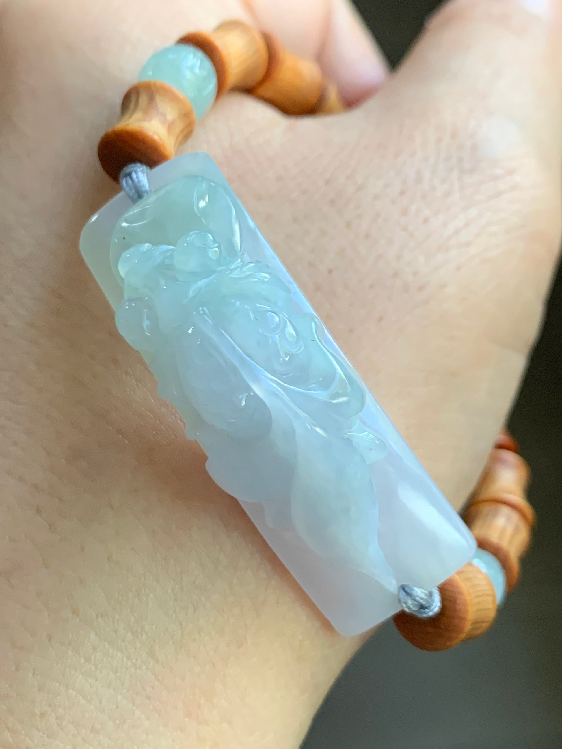 Natural Burmese Icy Translucent Light Purple Green Marbled Jadeite Carved Goldfish YaBai Bamboo Beads Bracelet 6.5” 天然缅甸冰胶淡春彩翡翠金鱼手牌崖柏木珠手串