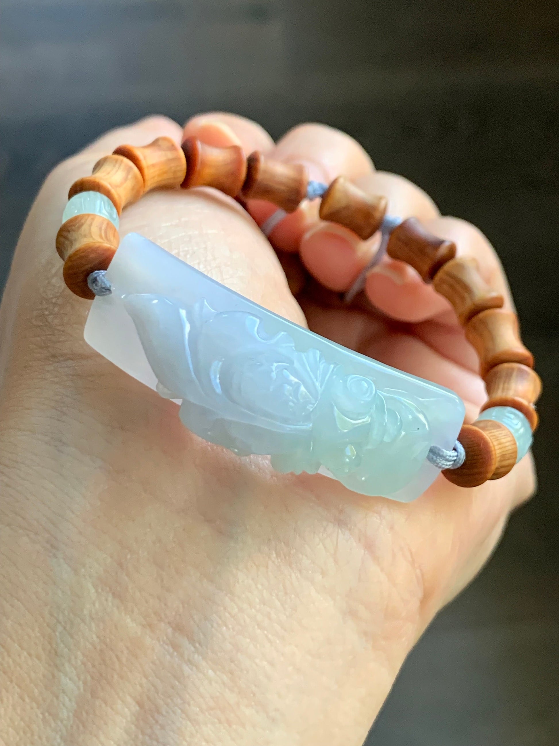 Natural Burmese Icy Translucent Light Purple Green Marbled Jadeite Carved Goldfish YaBai Bamboo Beads Bracelet 6.5” 天然缅甸冰胶淡春彩翡翠金鱼手牌崖柏木珠手串