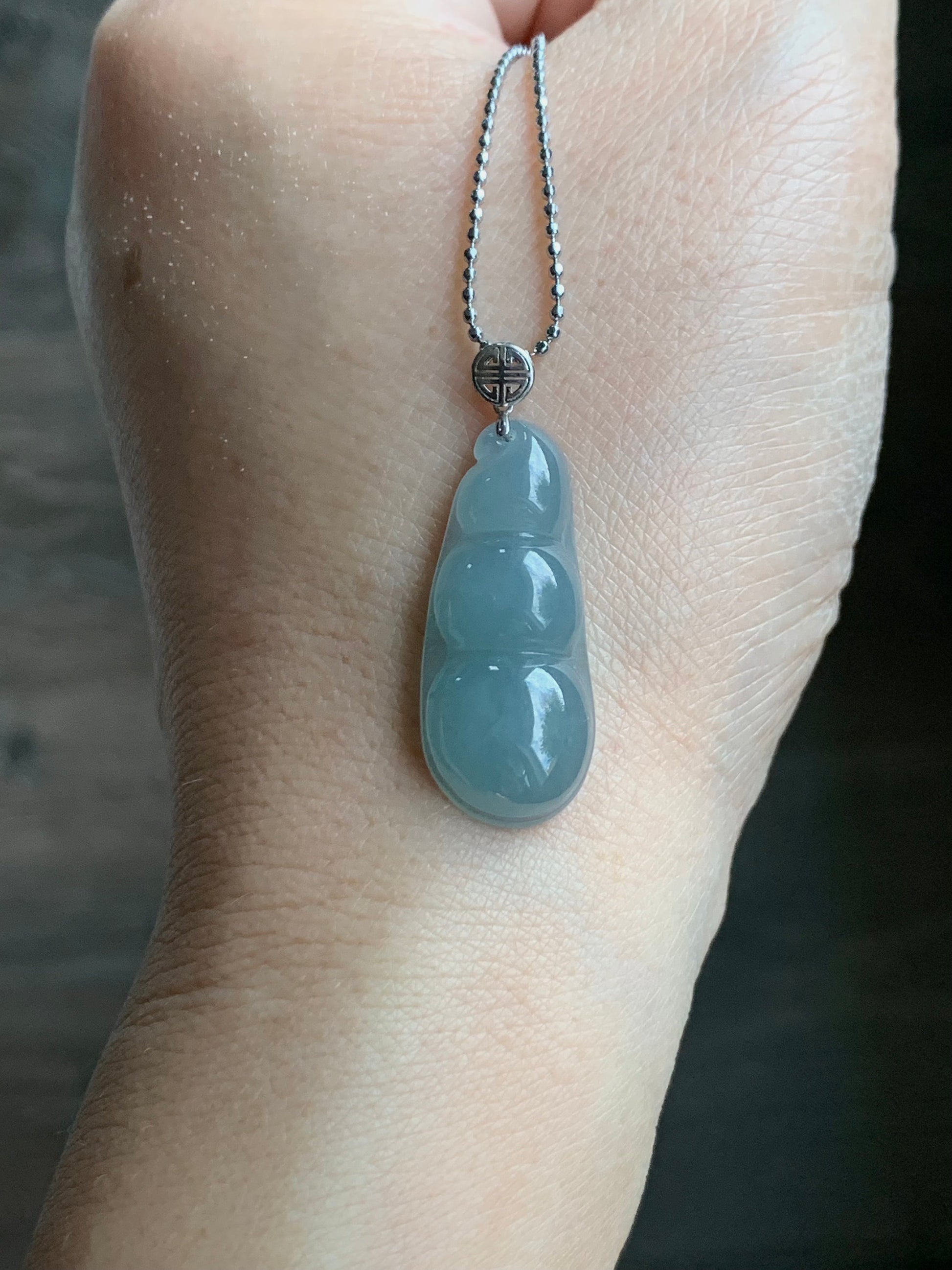 Natural Guatemalan Icy Translucent Light Dusty Blue Jadeite Peapod Pendant 18K White Gold 天然冰危蓝翡翠福豆吊坠 BTH113 A