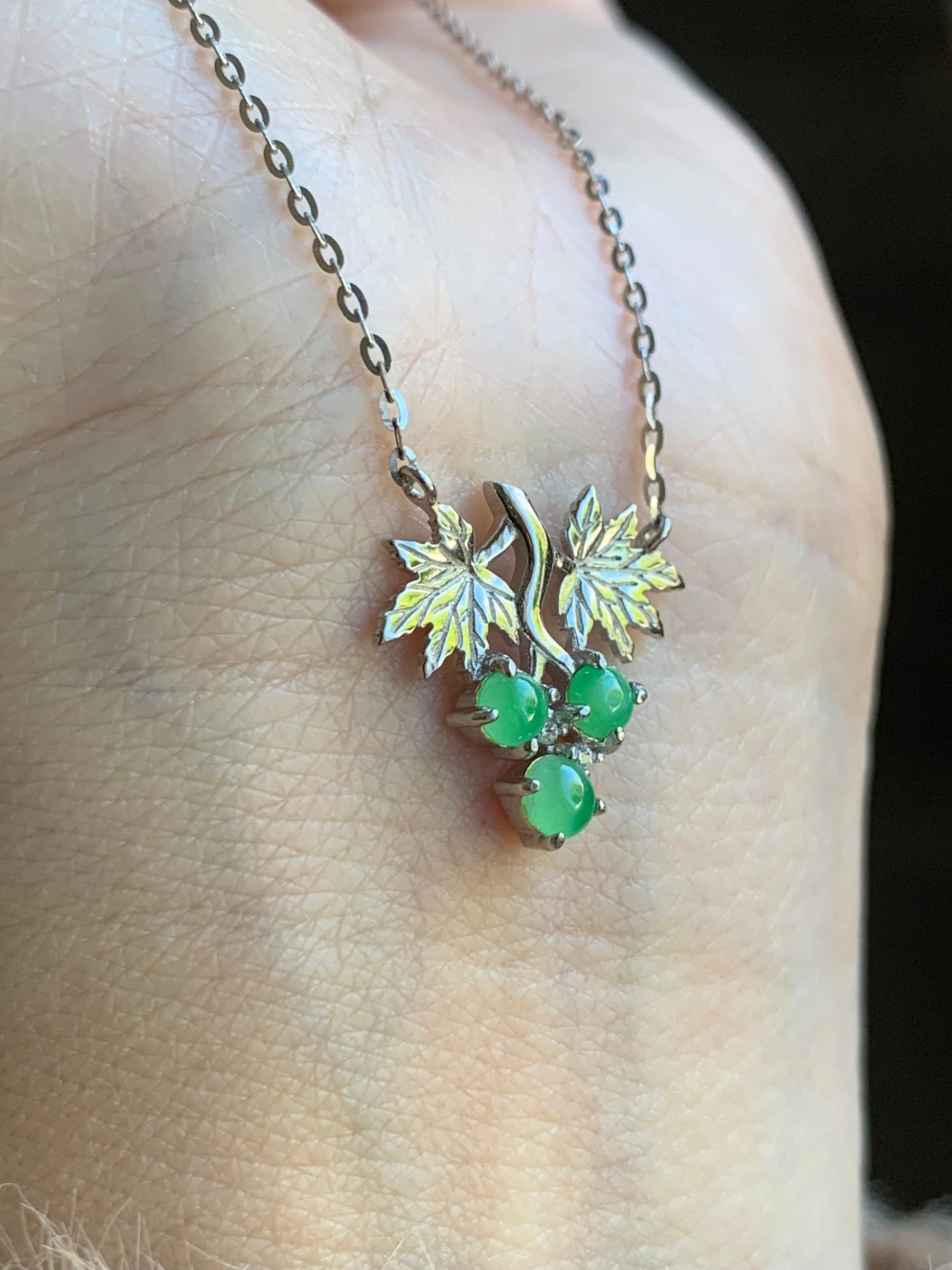 Natural Burmese Icy Translucent Apple Green Jadeite Grapes Pendant Necklace 16”-18” adjustable S925 Sterling Silver 天然缅甸冰果绿翡翠葡萄银镶吊坠锁骨链