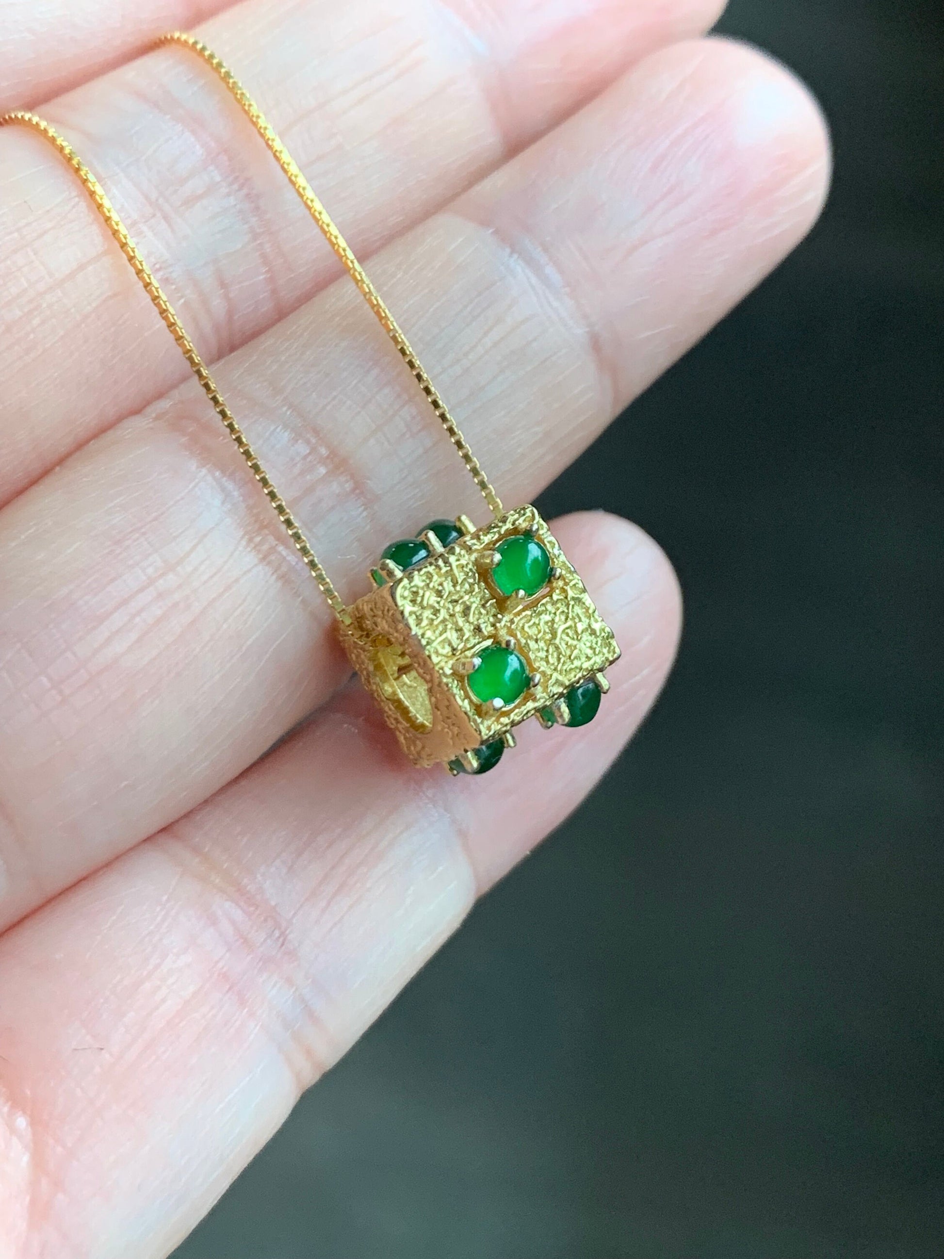 Natural Guatemalan Icy Highly Translucent Vibrant Green Jadeite Cube Pendant Necklace Sterling Silver YG Finish 16.5” 天然高冰危绿翡翠方块银镶锁骨链套链