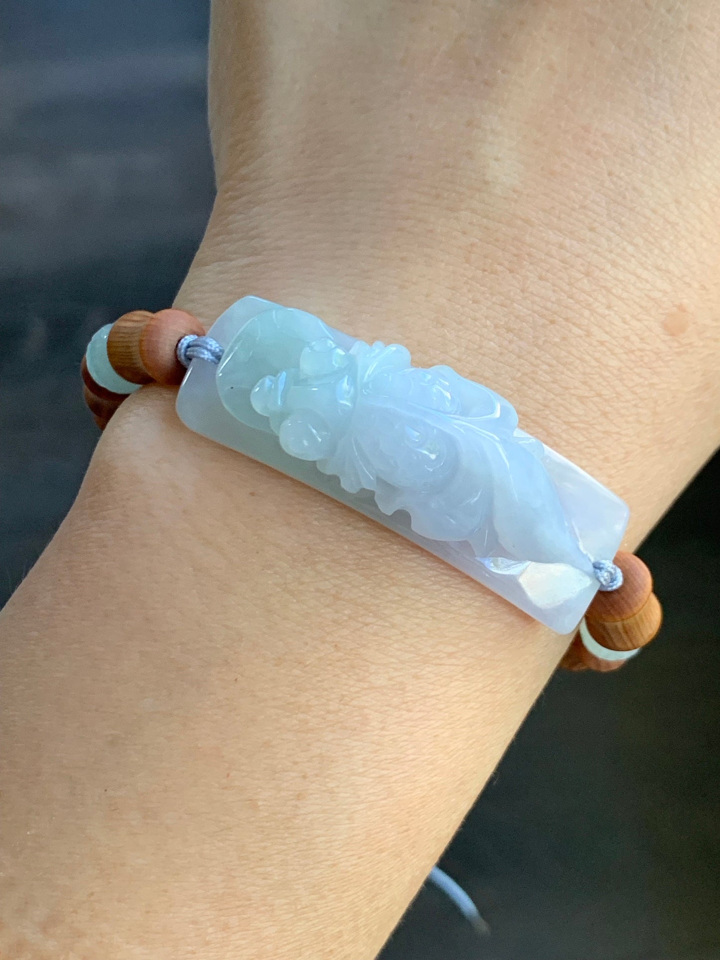 Natural Burmese Icy Translucent Light Purple Green Marbled Jadeite Carved Goldfish YaBai Bamboo Beads Bracelet 6.5” 天然缅甸冰胶淡春彩翡翠金鱼手牌崖柏木珠手串