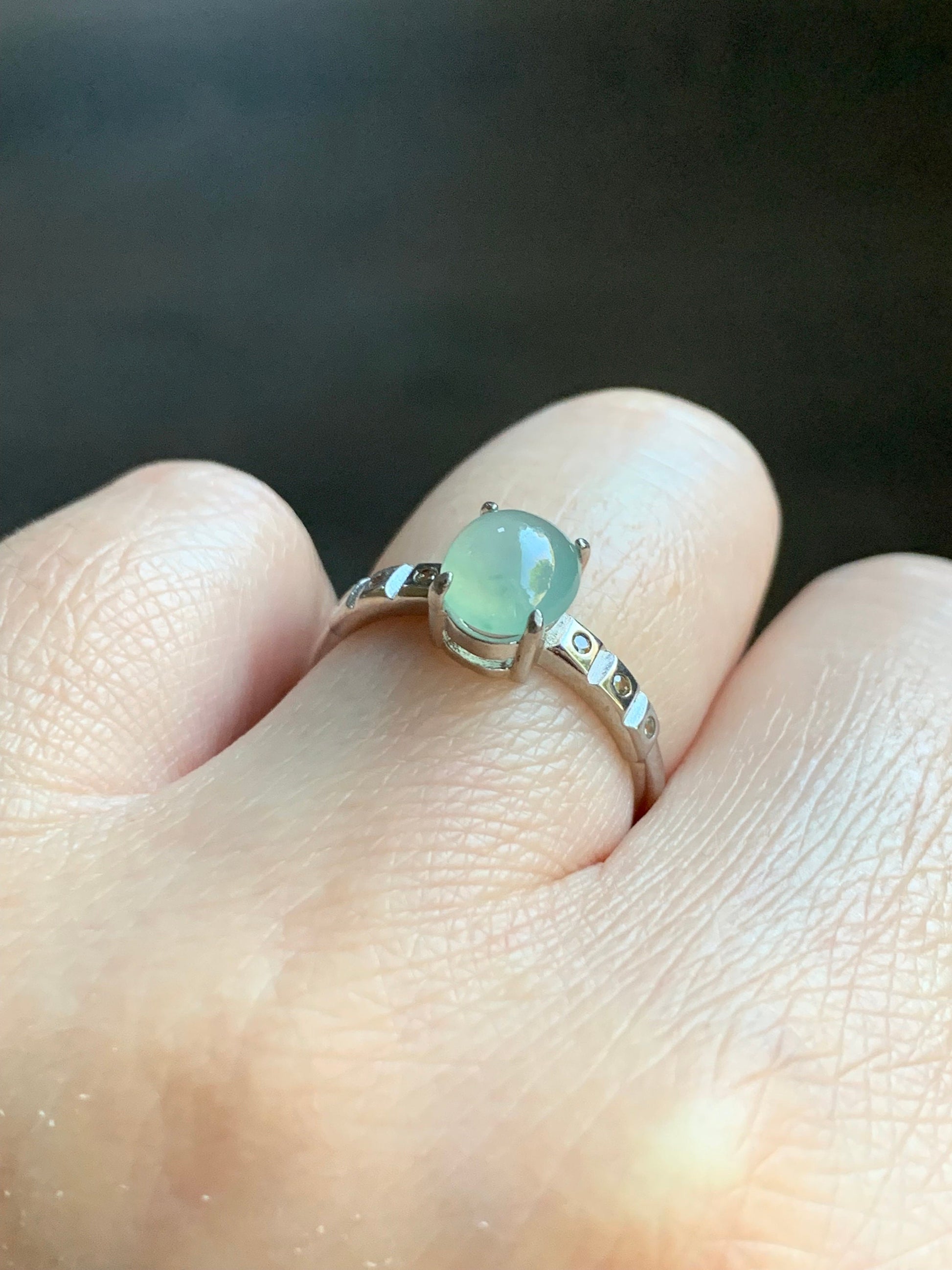 Natural Burmese Icy Translucent Light Green Jadeite Oval Cabochon Solitaire Ring S925 Sterling Silver Size 6.5 天然缅甸冰晴色翡翠蛋面银镶戒指 1120D