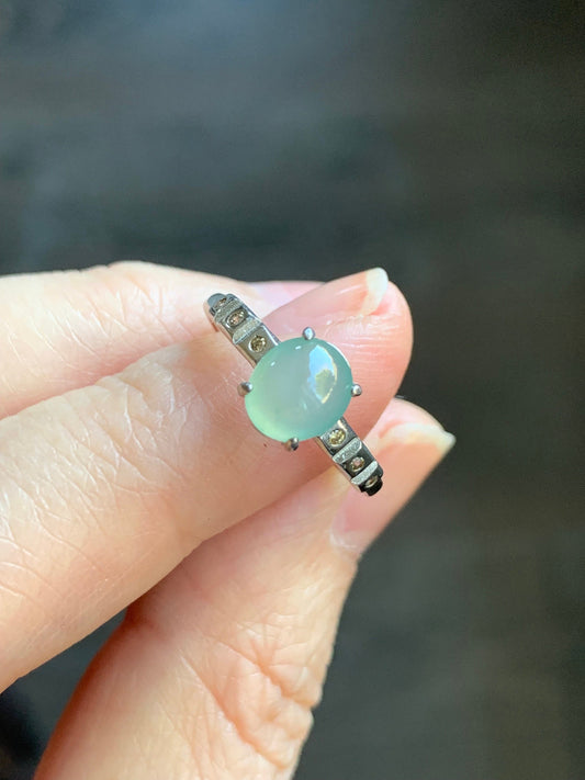 Natural Burmese Icy Translucent Light Green Jadeite Oval Cabochon Solitaire Ring S925 Sterling Silver Size 6.5 天然缅甸冰晴色翡翠蛋面银镶戒指 1120D