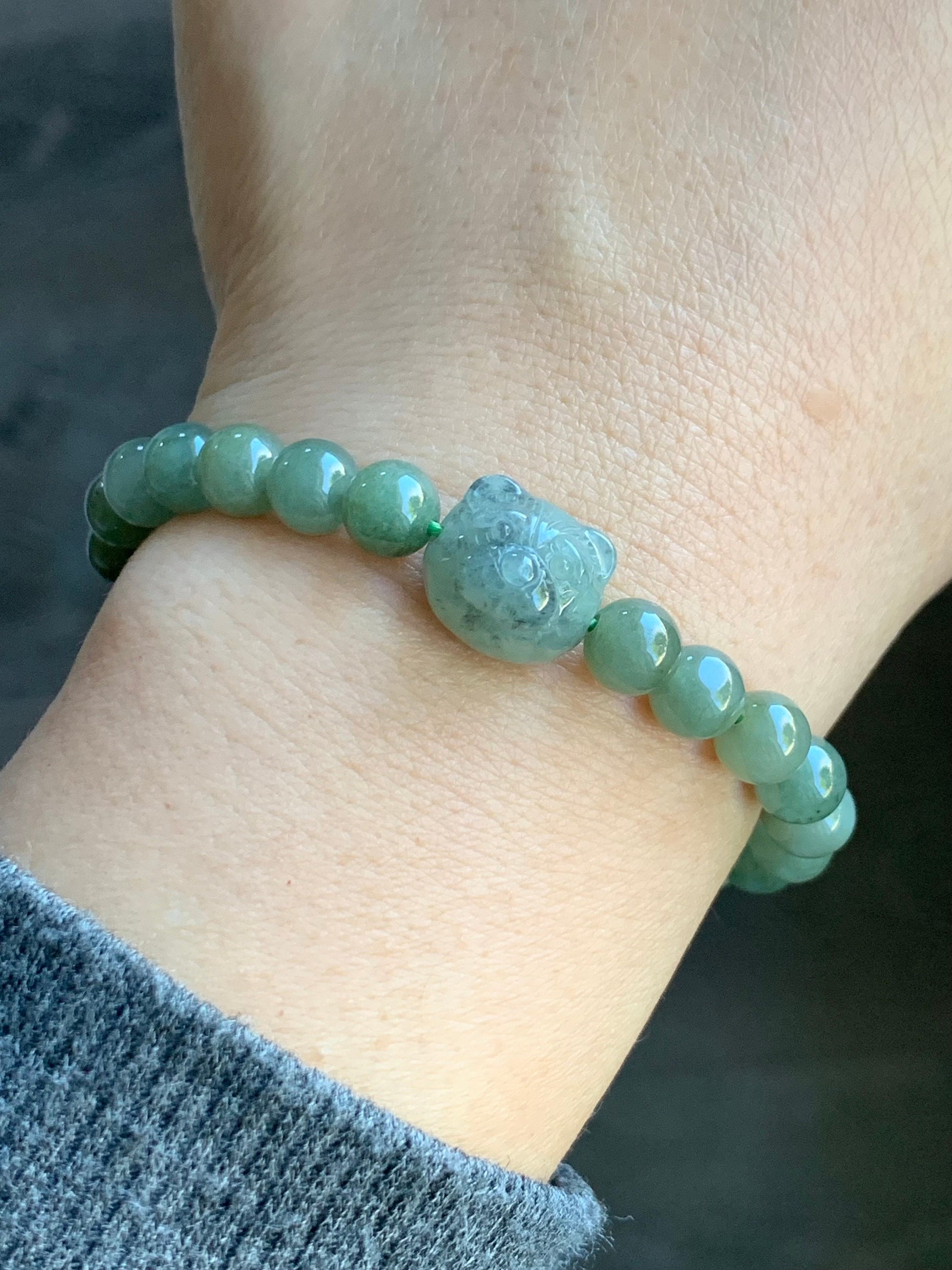 Natural Burmese Icy Translucent Gelatinous Olive Green Jadeite Beads Green Wuji Teddy Bear Beaded Bracelet 6.25” 天然缅甸冰胶油晴翡翠圆珠绿乌鸡小熊手串