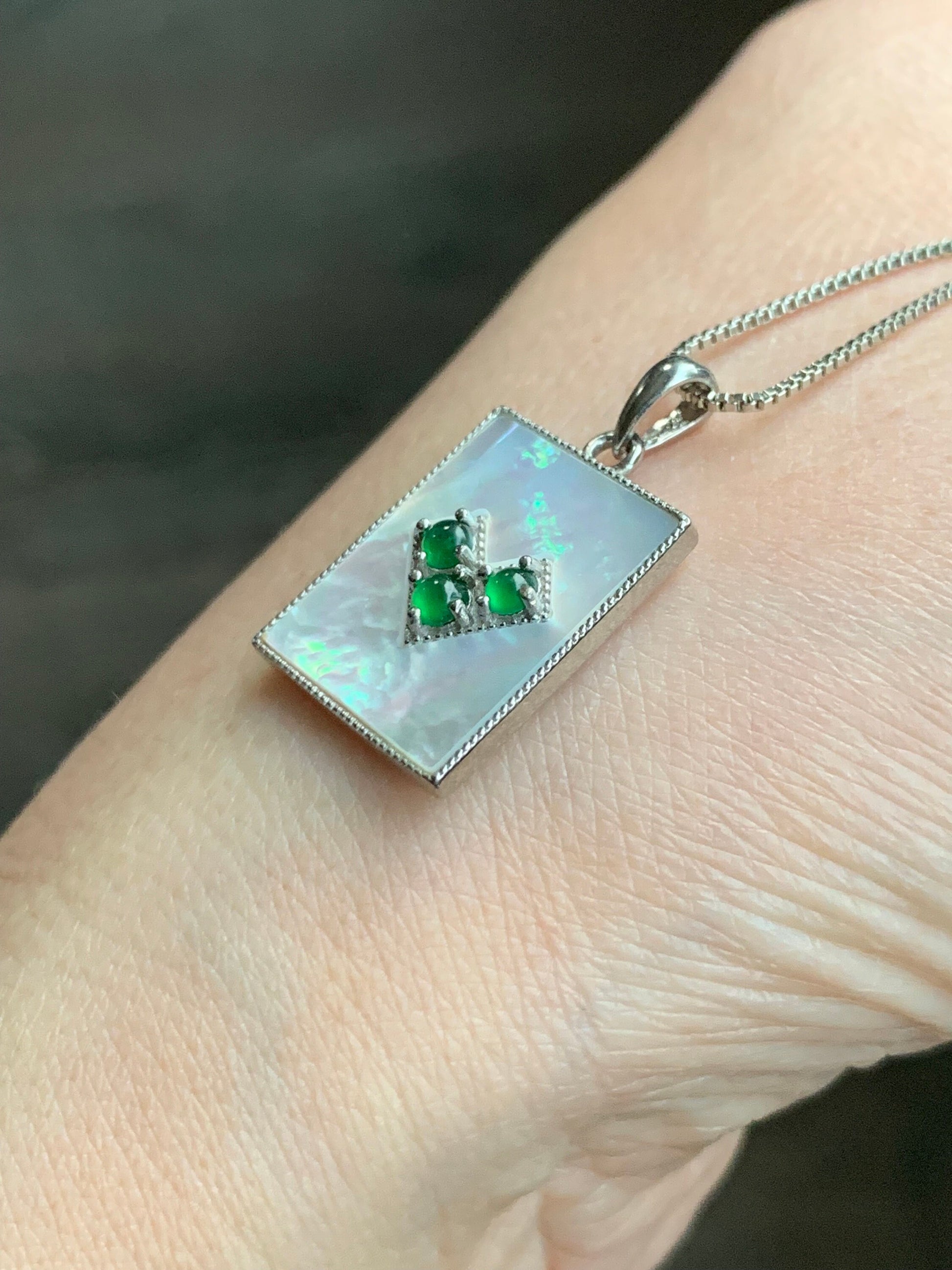 Natural Guatemalan Grade A Icy Vibrant Green Jadeite Mother of Pearl Pendant Sterling Silver 天然冰危绿翡翠贝母银镶吊坠