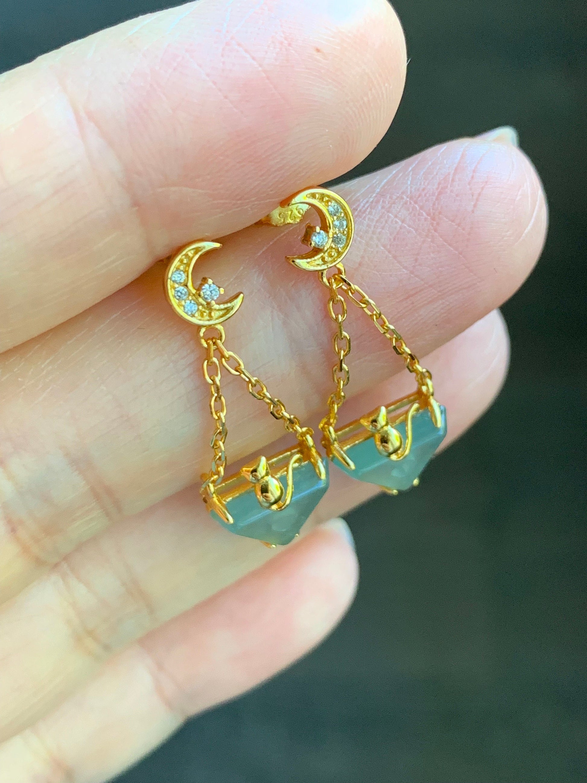 Natural Guatemalan Icy Highly Translucent Light Blue Jadeite Cat Stud Earrings S925 Sterling Silver Yellow Gold Finish 天然冰危淡蓝翡翠猫咪银镶耳钉