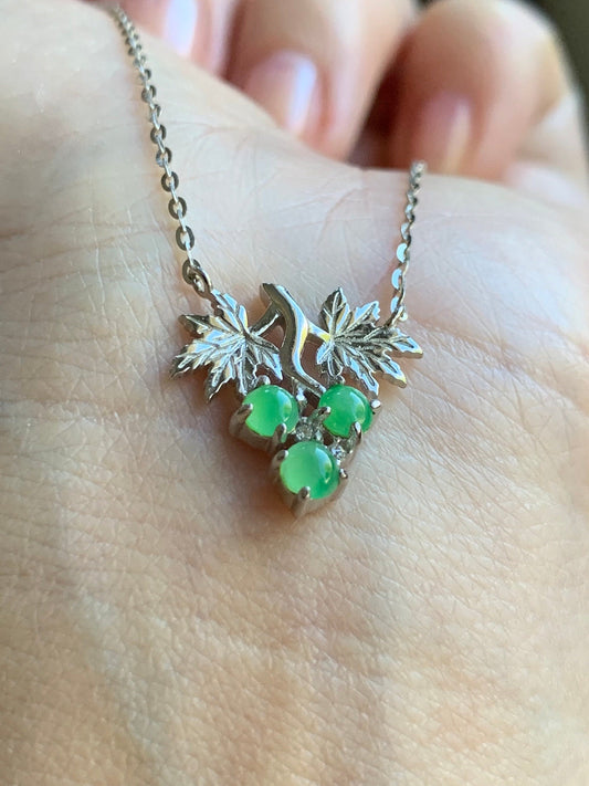 Natural Burmese Icy Translucent Apple Green Jadeite Grapes Pendant Necklace 16”-18” adjustable S925 Sterling Silver 天然缅甸冰果绿翡翠葡萄银镶吊坠锁骨链