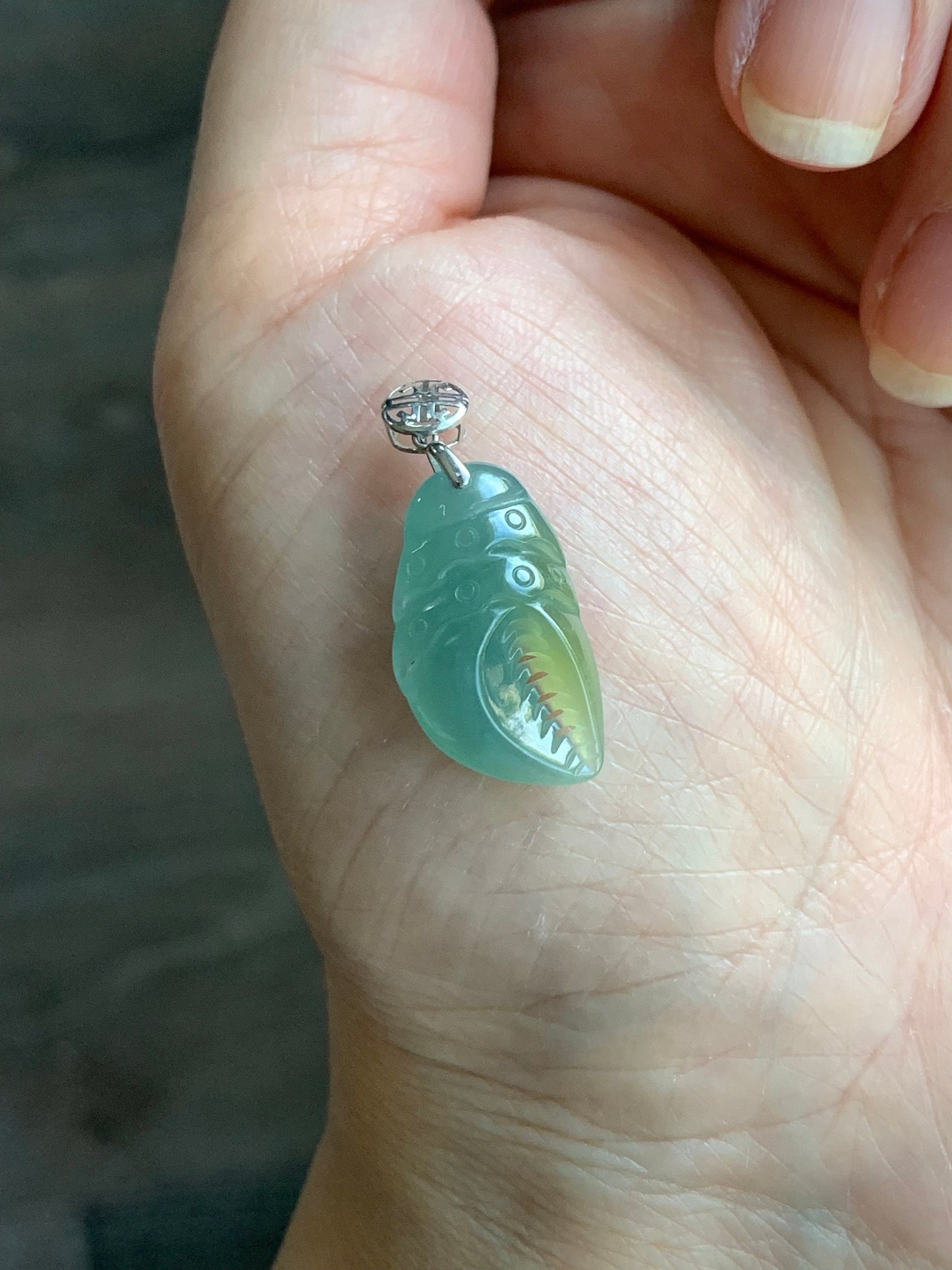 Natural Guatemalan Icy Translucent Dusty Blue & Yellow Jadeite Crab Claw Pendant 18K White Gold Bail 天然冰危蓝加黄翡翠蟹钳镶嵌吊坠