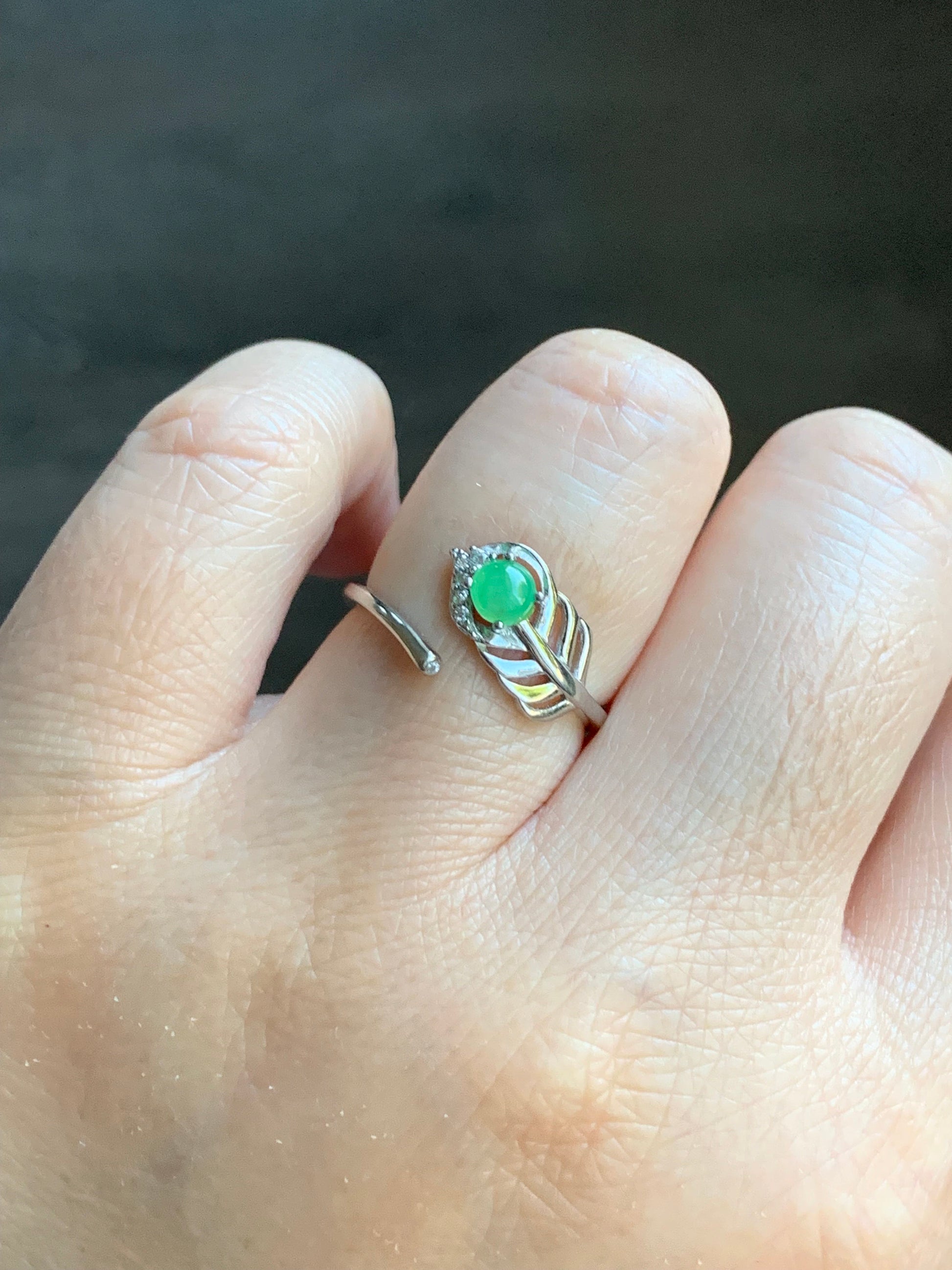 Natural Burmese Icy Translucent Apple Green Jadeite Feather Design Bypass Ring S925 Sterling Silver Sz 6.5 Adjustable 天然缅甸果绿翡翠羽毛开口银镶戒指 1120B