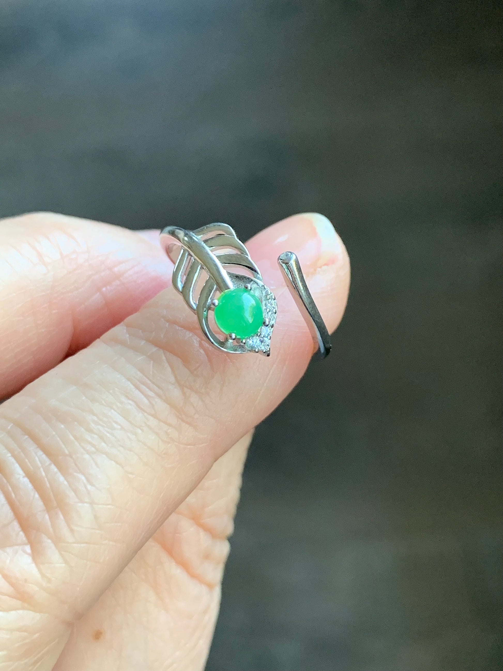 Natural Burmese Icy Translucent Apple Green Jadeite Feather Design Bypass Ring S925 Sterling Silver Sz 6.5 Adjustable 天然缅甸果绿翡翠羽毛开口银镶戒指 1120B