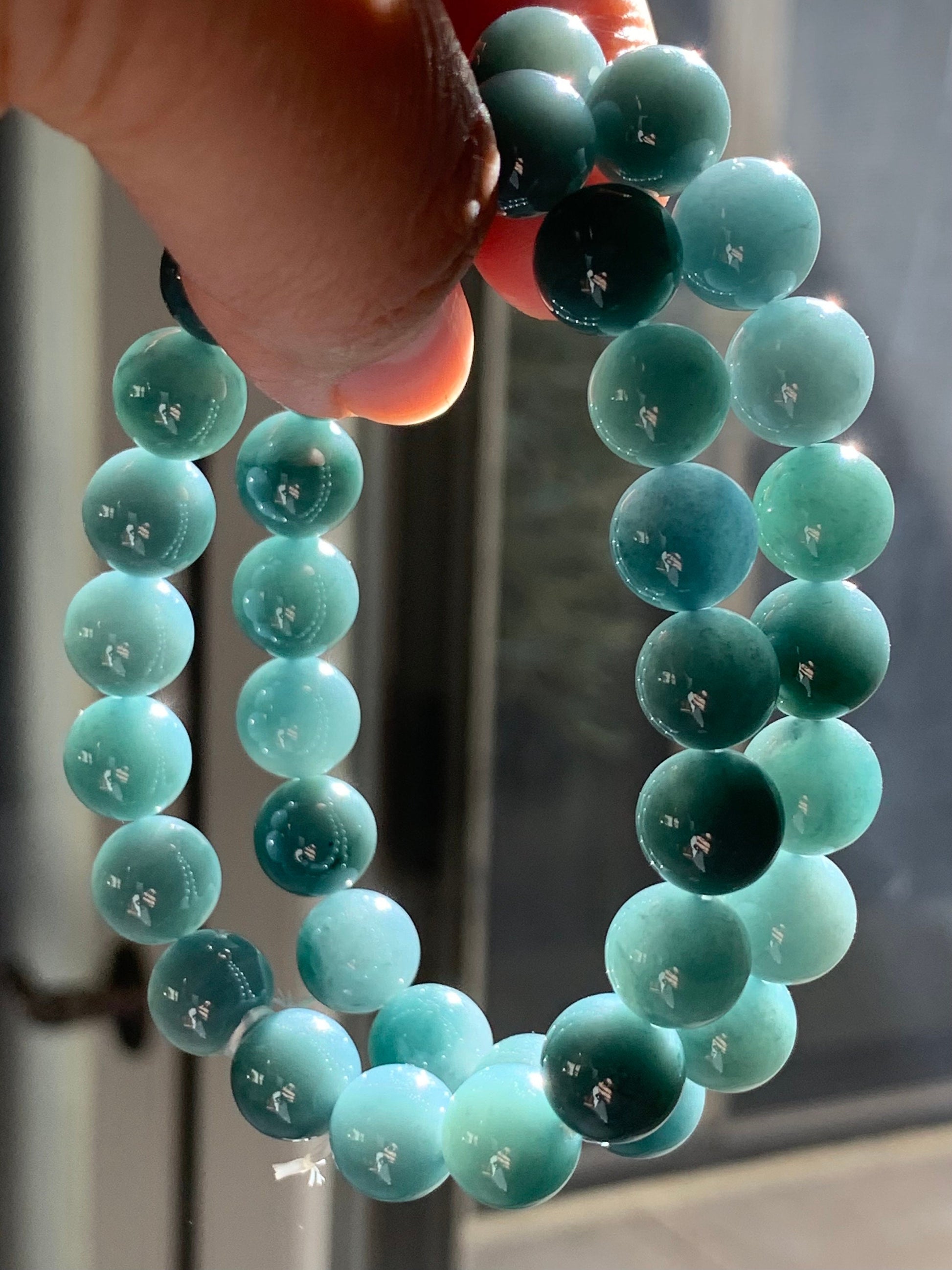 Natural Guatemalan Translucent Teal Blue Jadeite Beaded Bracelet Stretchy 9.5mm 7.25” 32g 天然冰危糯种蓝绿翡翠圆珠手串 WTB21