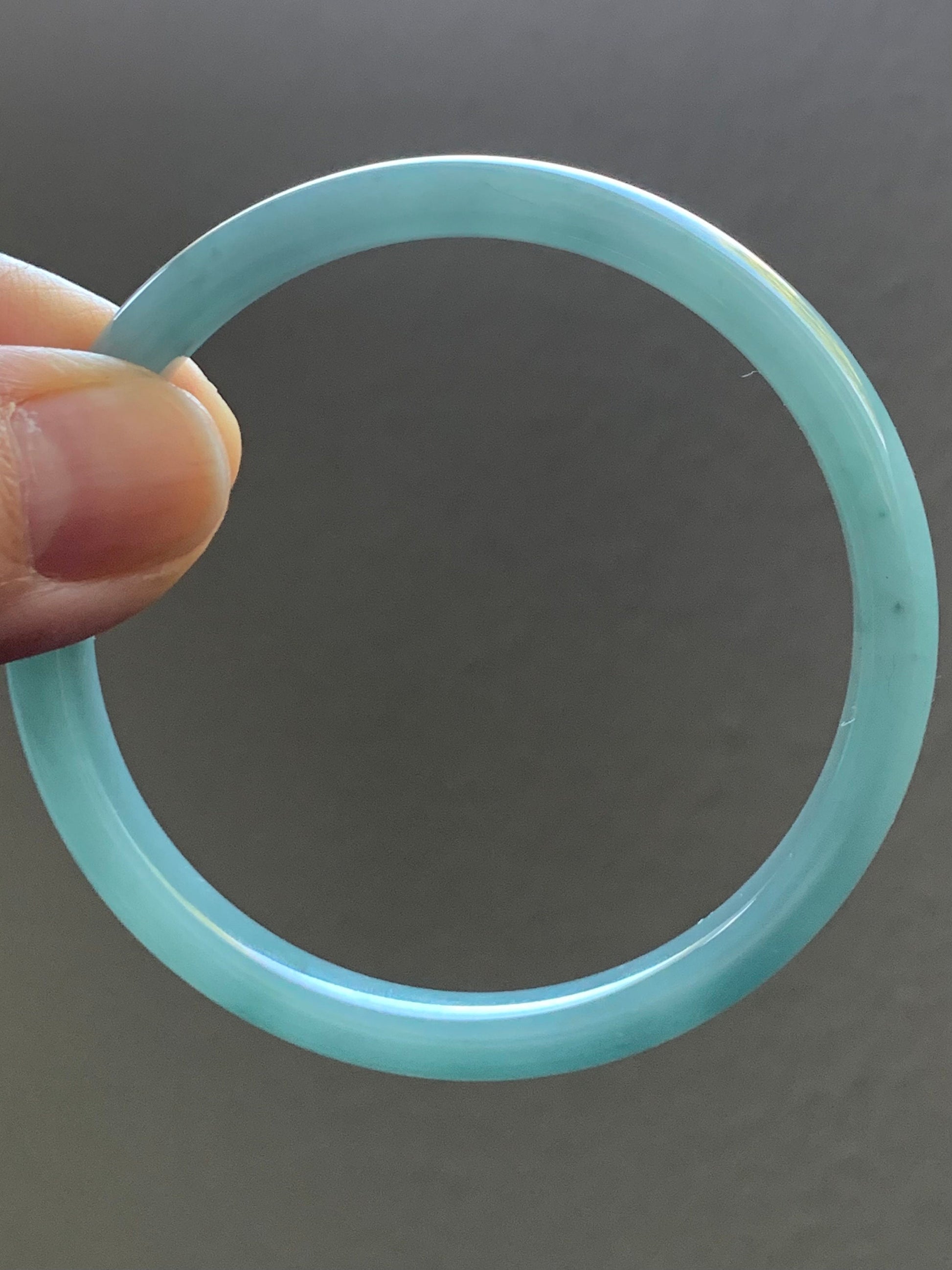 Natural Guatemalan Icy Translucent Light Blue Jadeite Bangle Bracelet 53mm 7.3x5.2mm 21g 天然冰危淡蓝水翡翠细条正圈手镯 QLXK26