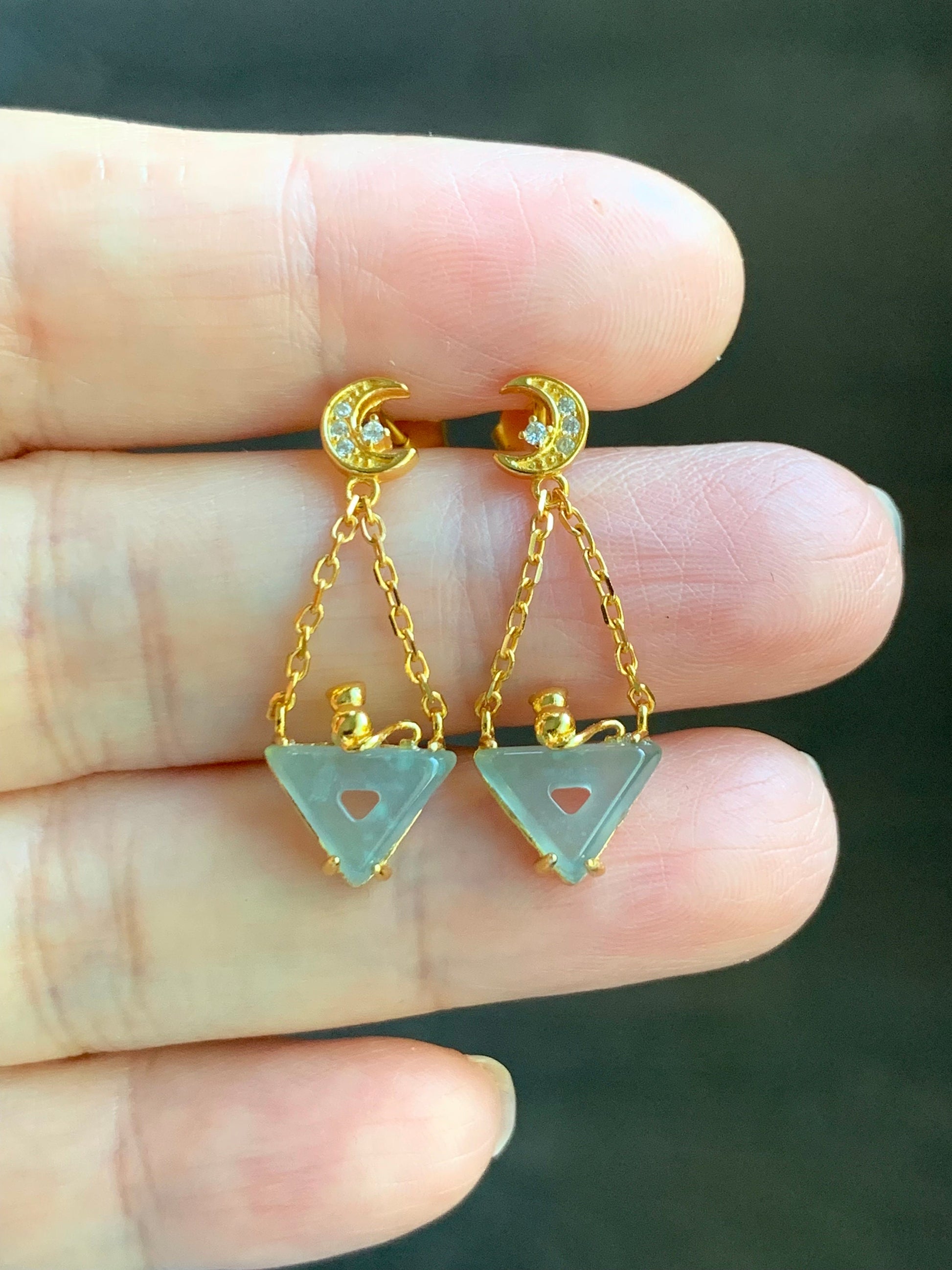 Natural Guatemalan Icy Highly Translucent Light Blue Jadeite Cat Stud Earrings S925 Sterling Silver Yellow Gold Finish 天然冰危淡蓝翡翠猫咪银镶耳钉