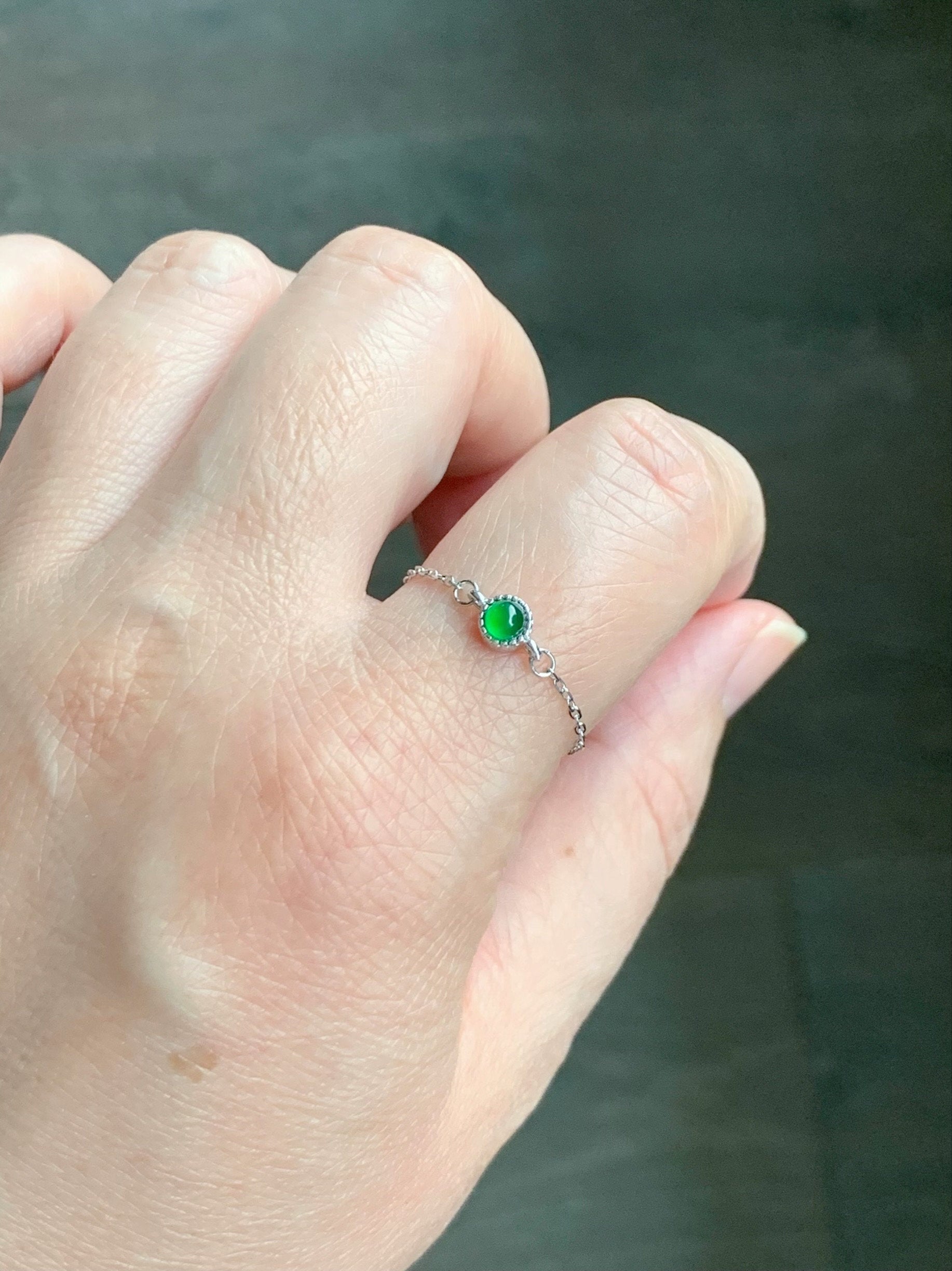 Natural Guatemalan Grade A Icy Vibrant Green Jadeite Round Cabochon Petite Chain Ring S925 Sterling Silver Adjustable 天然冰危绿翡翠镶嵌戒链戒指 LJ30