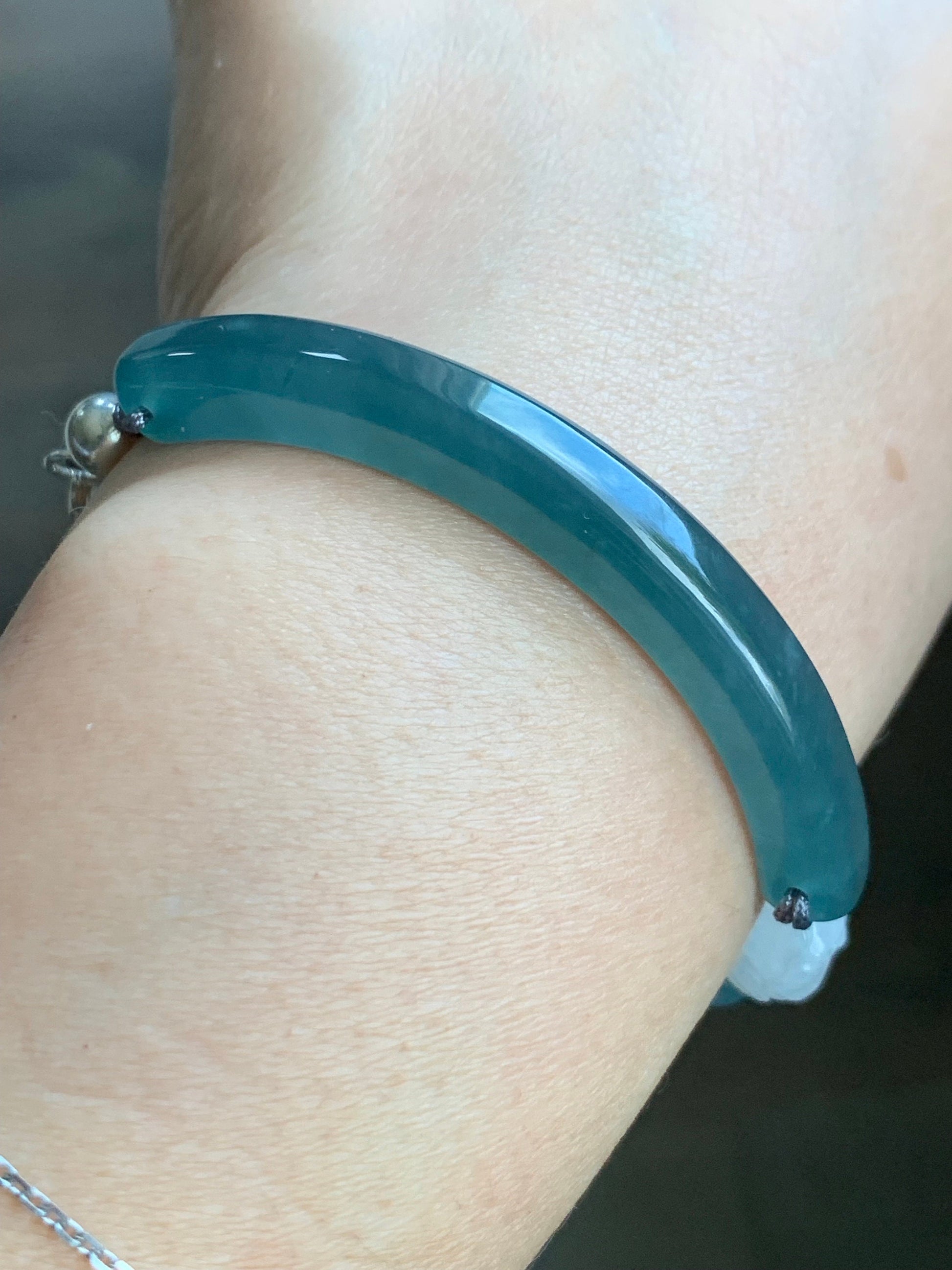 Natural Guatemalan Icy Highly Translucent Blue Jadeite Cuff White Peony Beaded Bracelet Sterling Silver Clasp 7.5” 19g 天然冰胶危蓝水翡翠手牌牡丹花手串