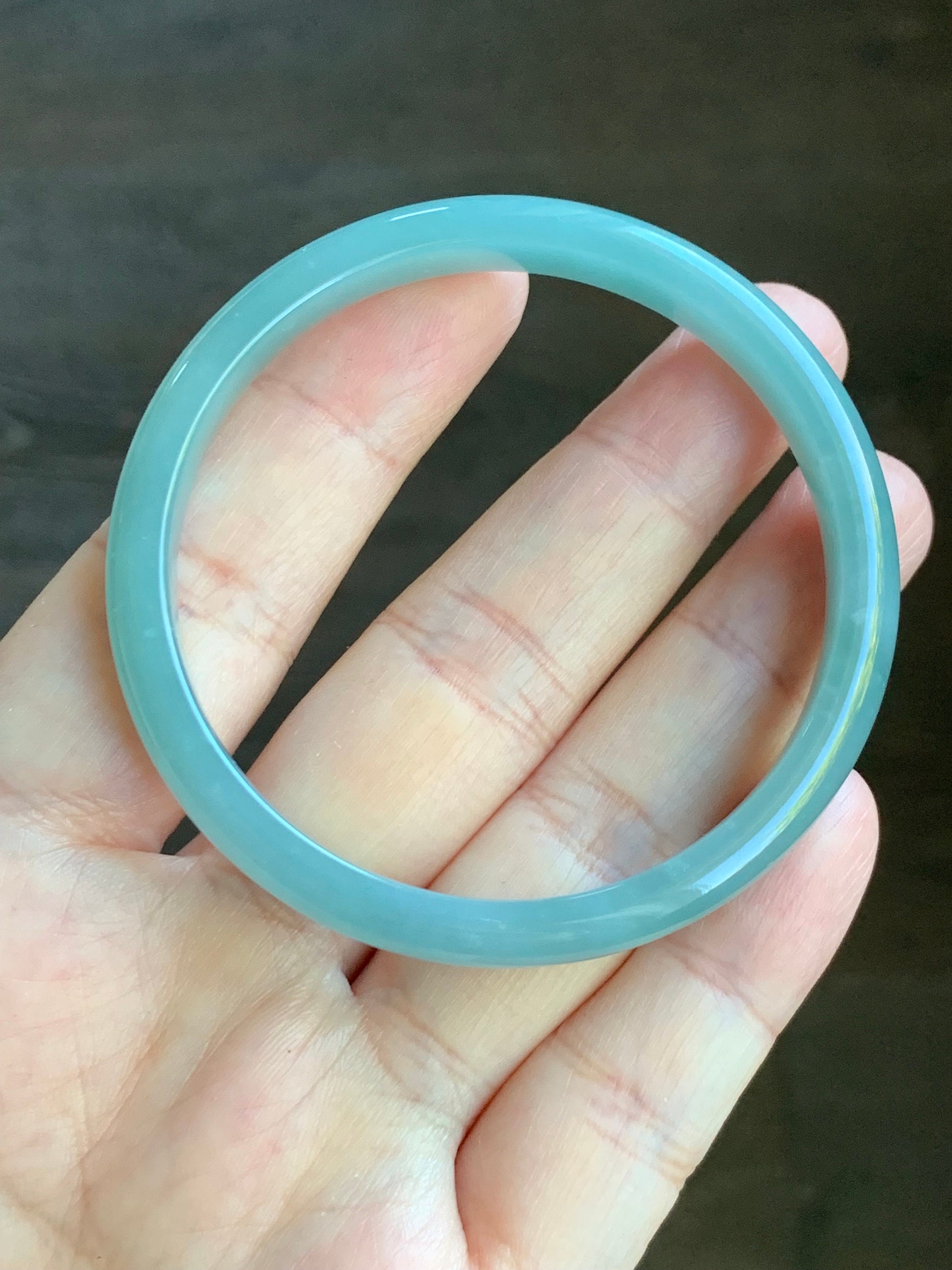 Natural Guatemalan Icy Translucent Light Blue Jadeite Bangle Bracelet 53mm 7.3x5.2mm 21g 天然冰危淡蓝水翡翠细条正圈手镯 QLXK26