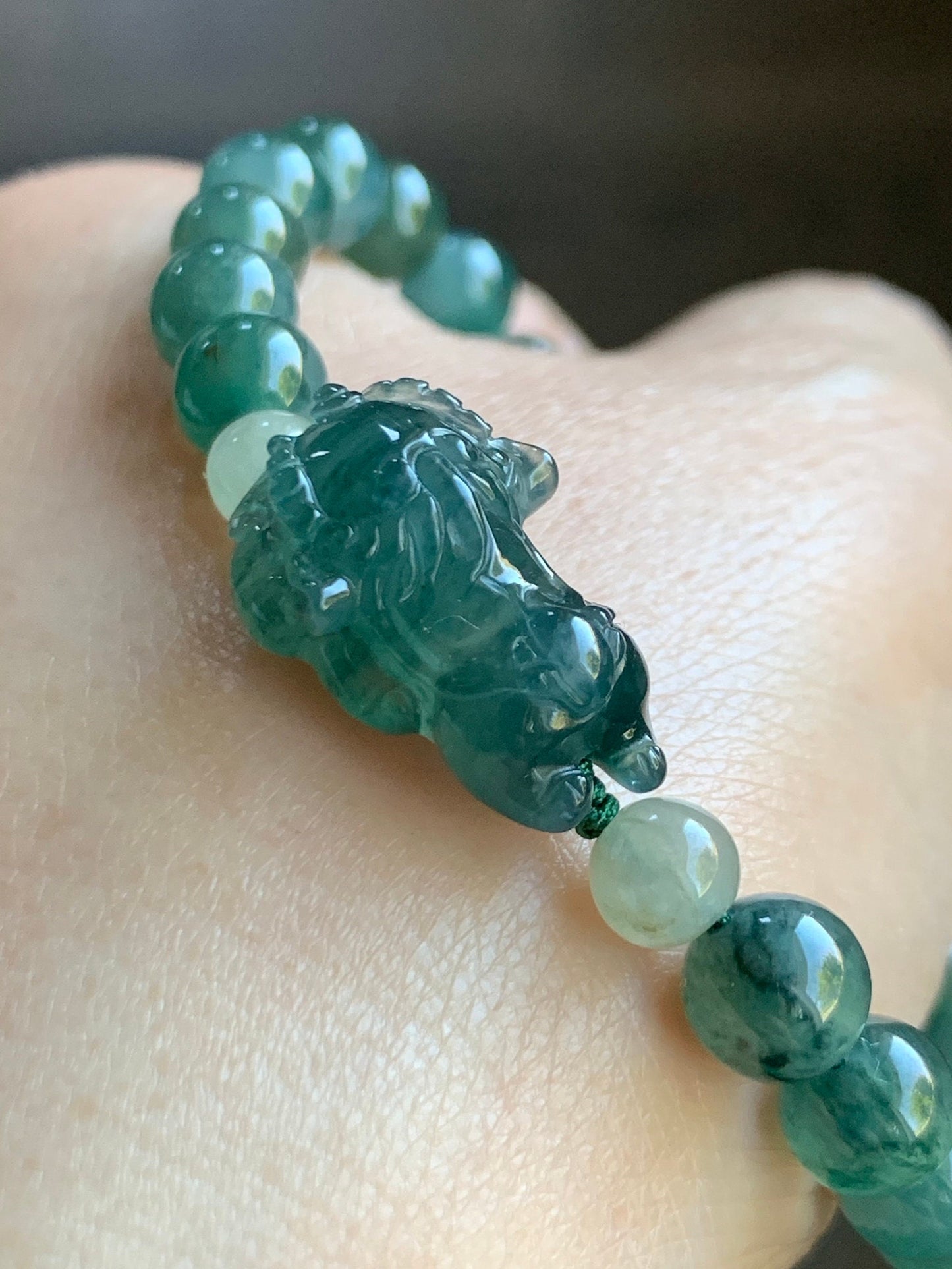 Natural Guatemalan Icy Highly Translucent Gelatinous Dark Teal Blue Jadeite Dancing Lion Beaded Bracelet 6.75” 16g 天然冰胶危湖水蓝翡翠精工雕摆烂小醒狮手串