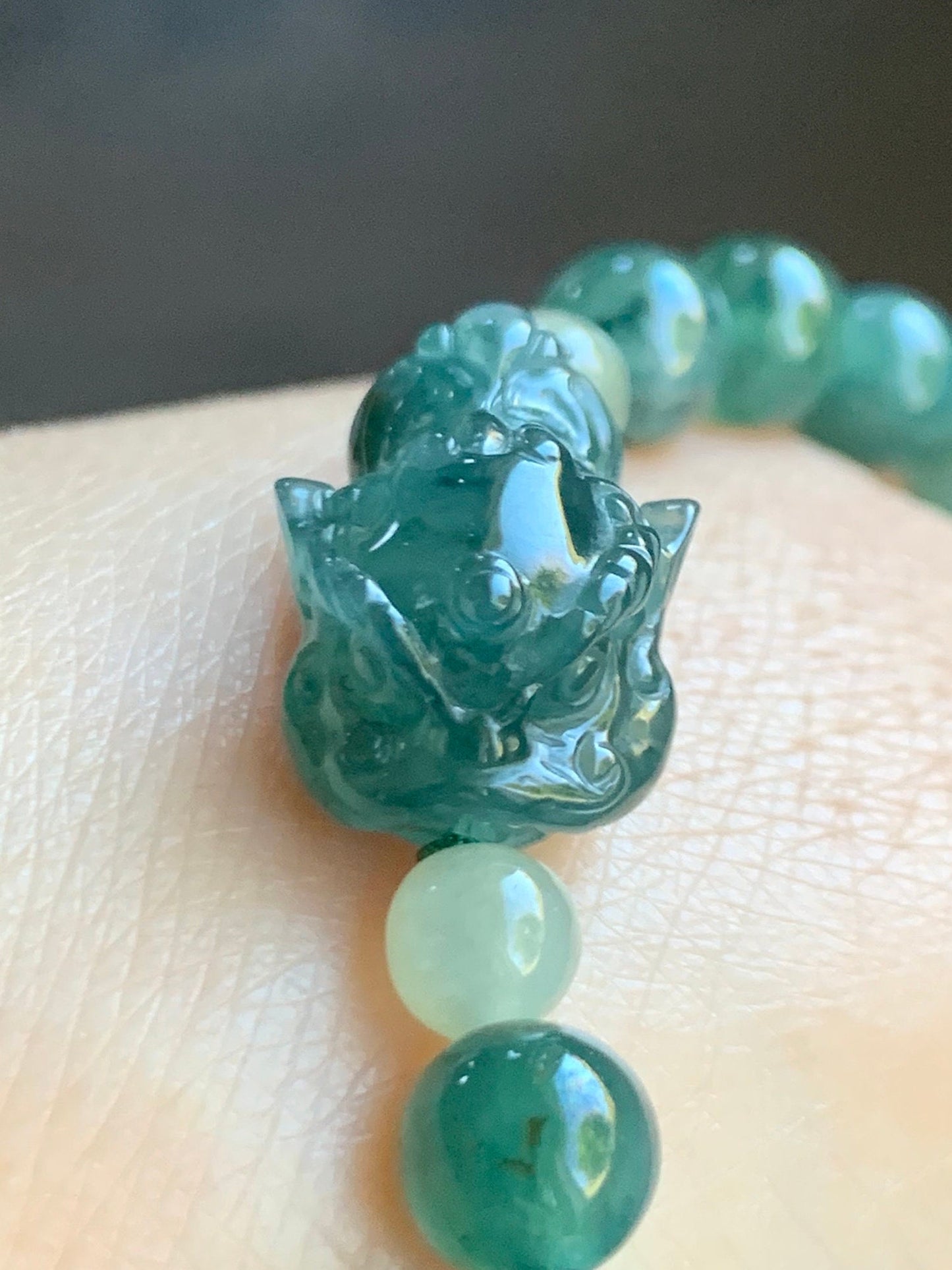 Natural Guatemalan Icy Highly Translucent Gelatinous Dark Teal Blue Jadeite Dancing Lion Beaded Bracelet 6.75” 16g 天然冰胶危湖水蓝翡翠精工雕摆烂小醒狮手串