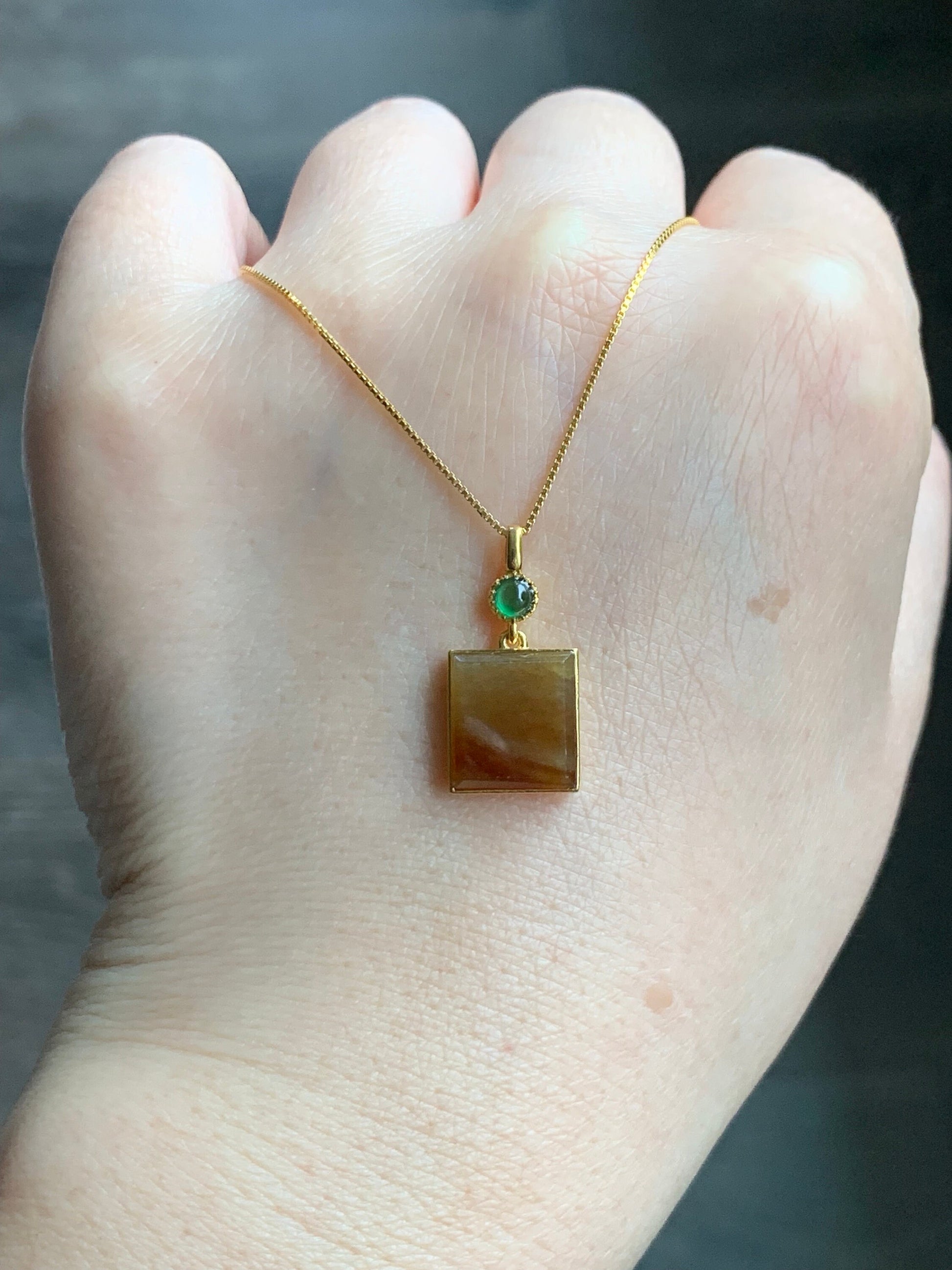 Certified Natural Burmese Icy Translucent Honey Yellow Jadeite Square Shaped Wu Shi Pai Pendant 18K Yellow Gold 天然缅甸起冰油黄翡翠无事牌镶嵌吊坠 3293