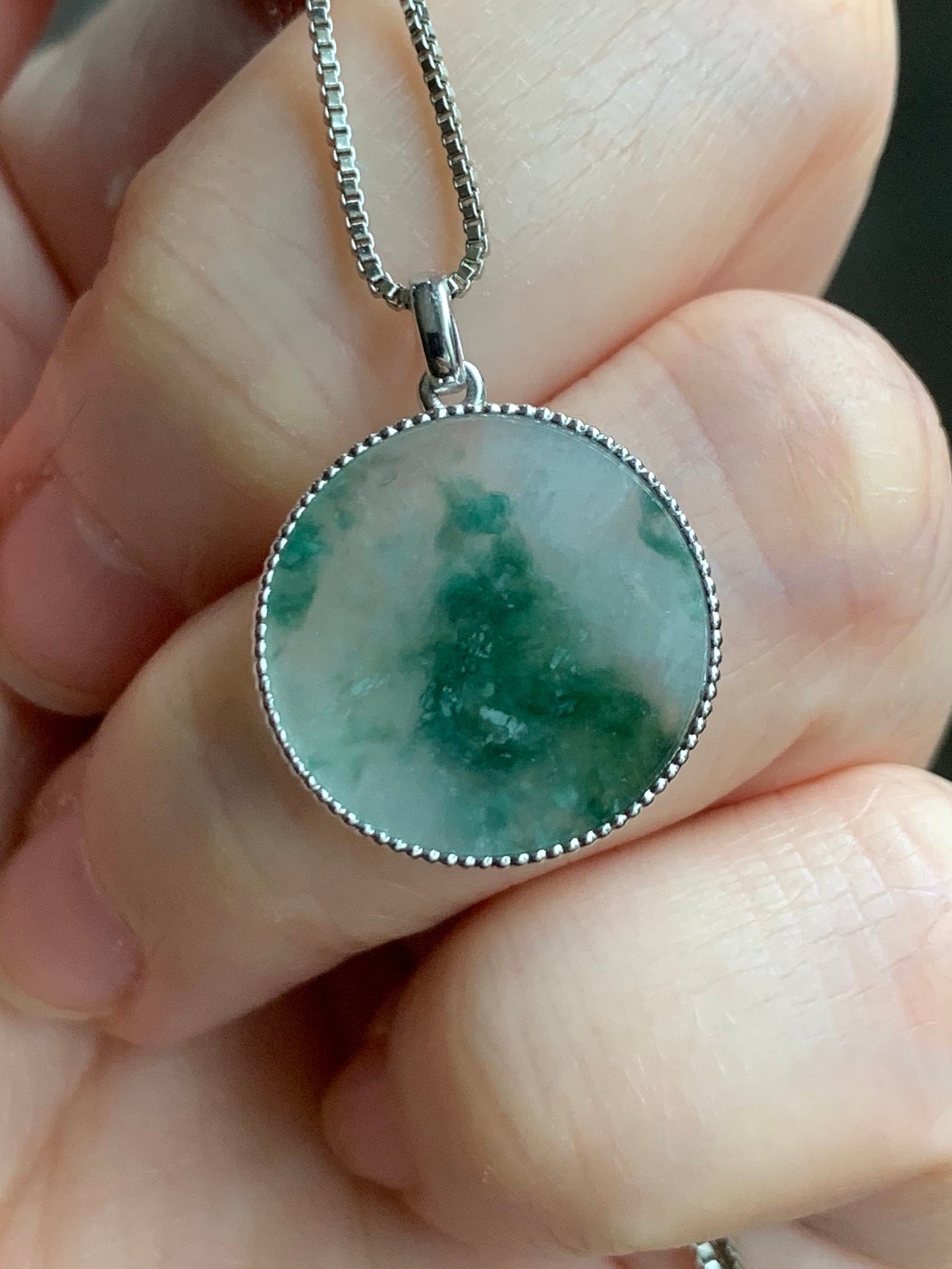 Certified Natural Burmese Icy Translucent Green Marbled Jadeite Blessing Amulet Pendant Wu Shi Pai 18K White Gold 天然缅甸冰飘花翡翠无事牌镶嵌吊坠 3299