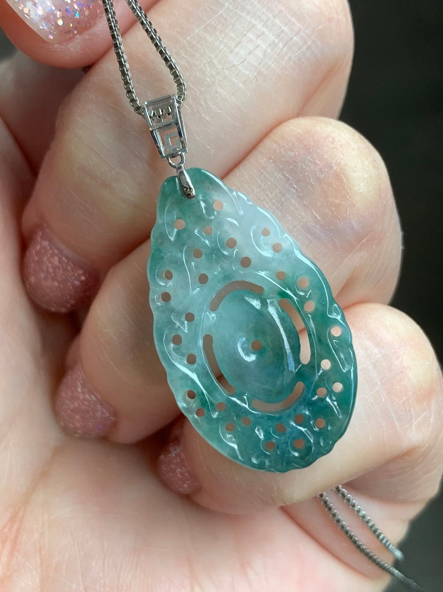 Natural Burmese Icy Translucent Gelatinous Teal Green Marbled Jadeite Engraved Teardrop Pendant 18K White Gold Bail 天然缅甸冰胶飘蓝花翡翠仿古雕水滴镶嵌吊坠