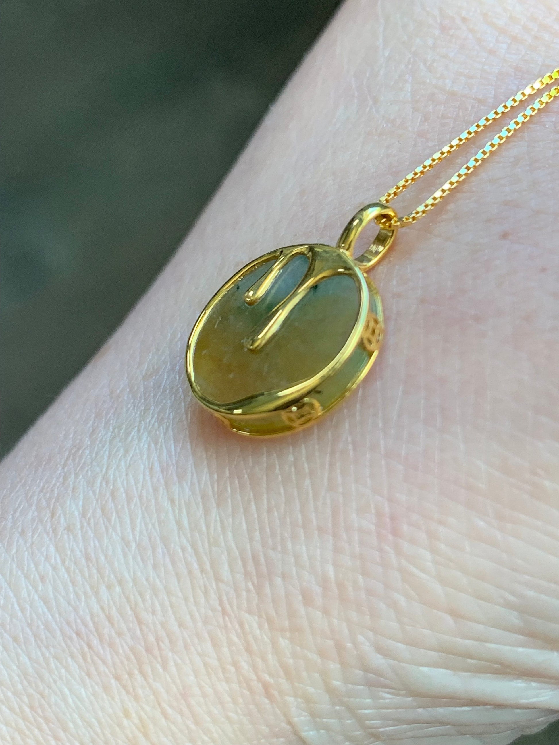 Certified Natural Burmese Icy Translucent Yellow & Green Jadeite Wu Shi Pai Coin Pendant 18K Yellow Gold 天然缅甸冰黄加绿翡翠无事牌镶嵌吊坠 7062