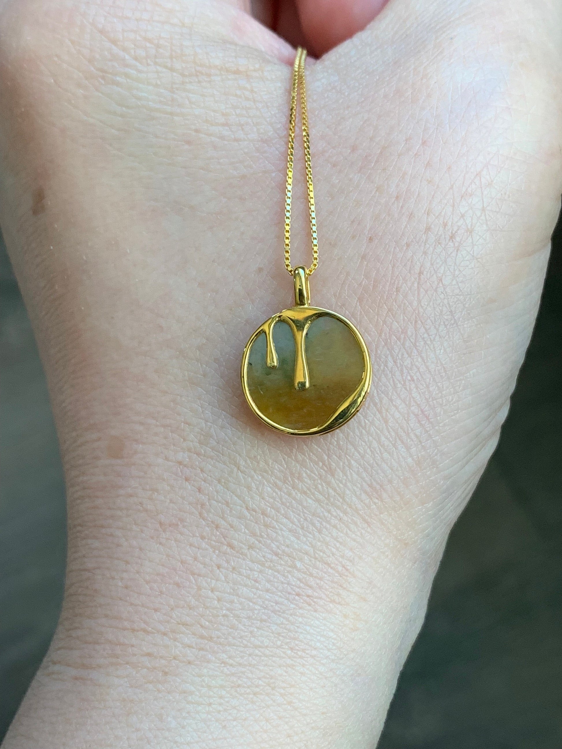 Certified Natural Burmese Icy Translucent Yellow & Green Jadeite Wu Shi Pai Coin Pendant 18K Yellow Gold 天然缅甸冰黄加绿翡翠无事牌镶嵌吊坠 7062