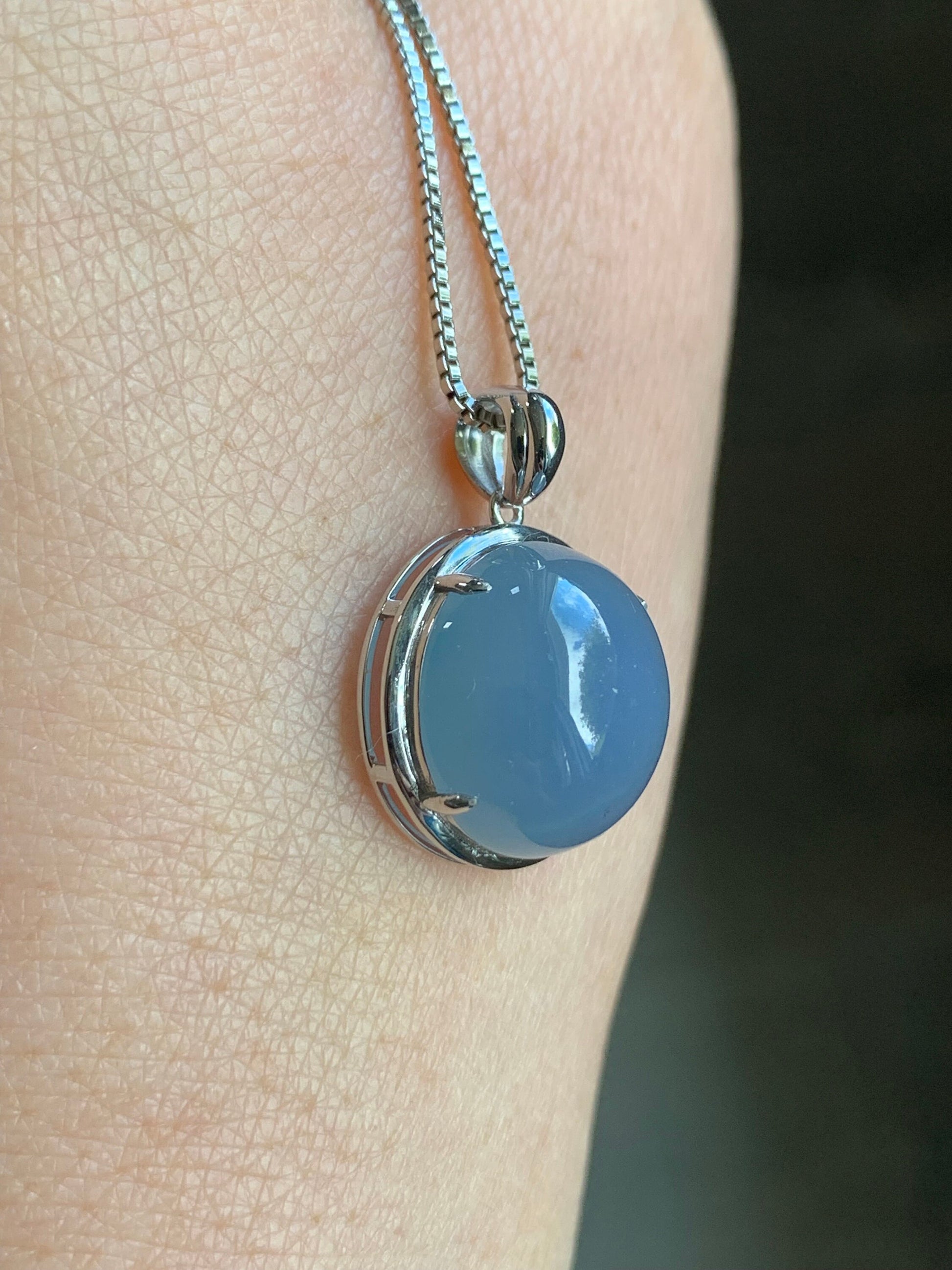 Certified Natural Guatemalan Icy Translucent Rich Blue Jadeite Large Oval Pendant 18K White Gold 天然冰危蓝紫翡翠椭圆蛋面镶嵌吊坠 7052