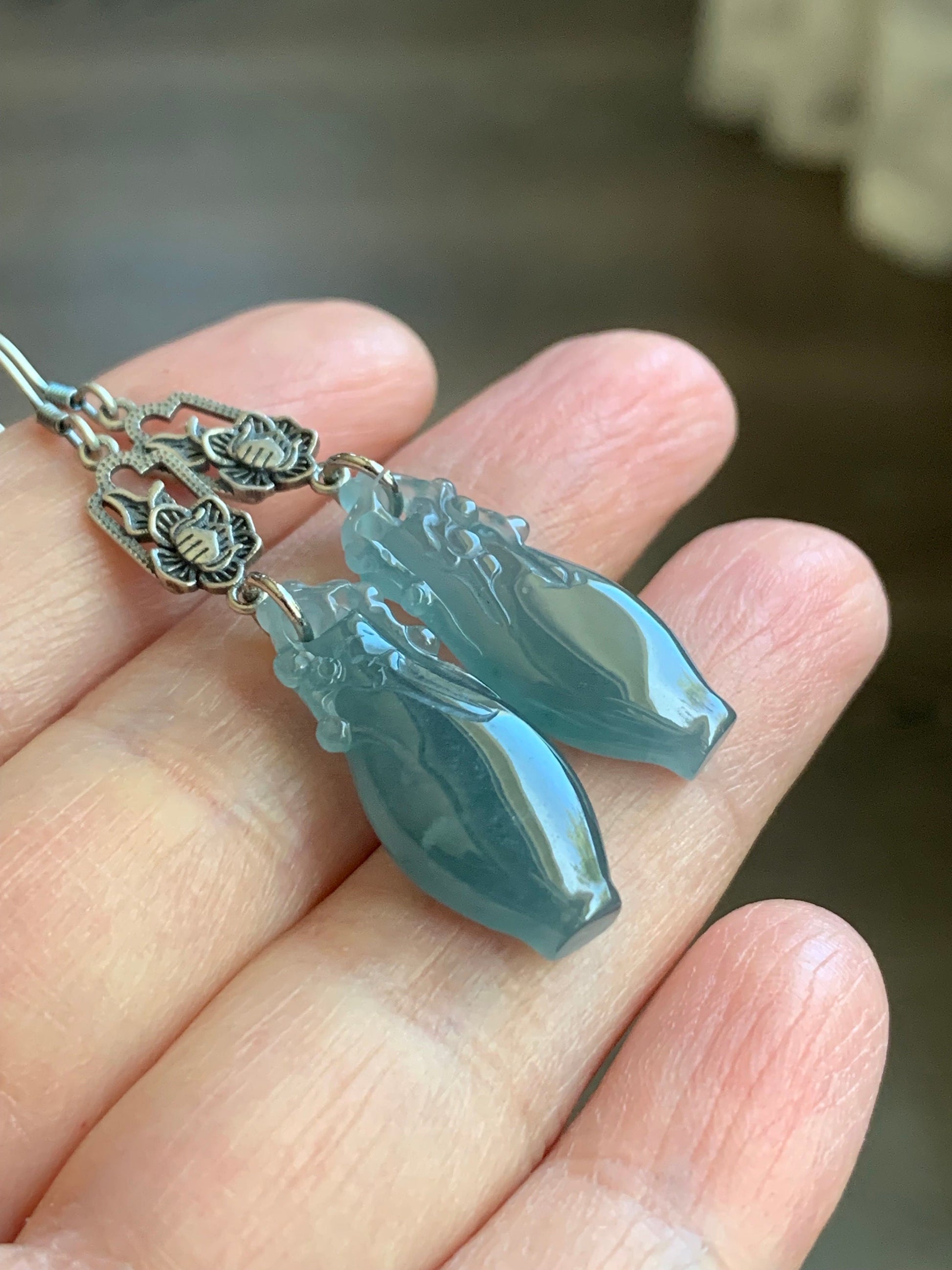 Natural Guatemalan Icy Translucent Gelatinous Dark Dusty Blue Jadeite Carved Flower Vase Dangle Earrings Sterling Silver 天然冰胶危蓝翡翠宝瓶银耳钩