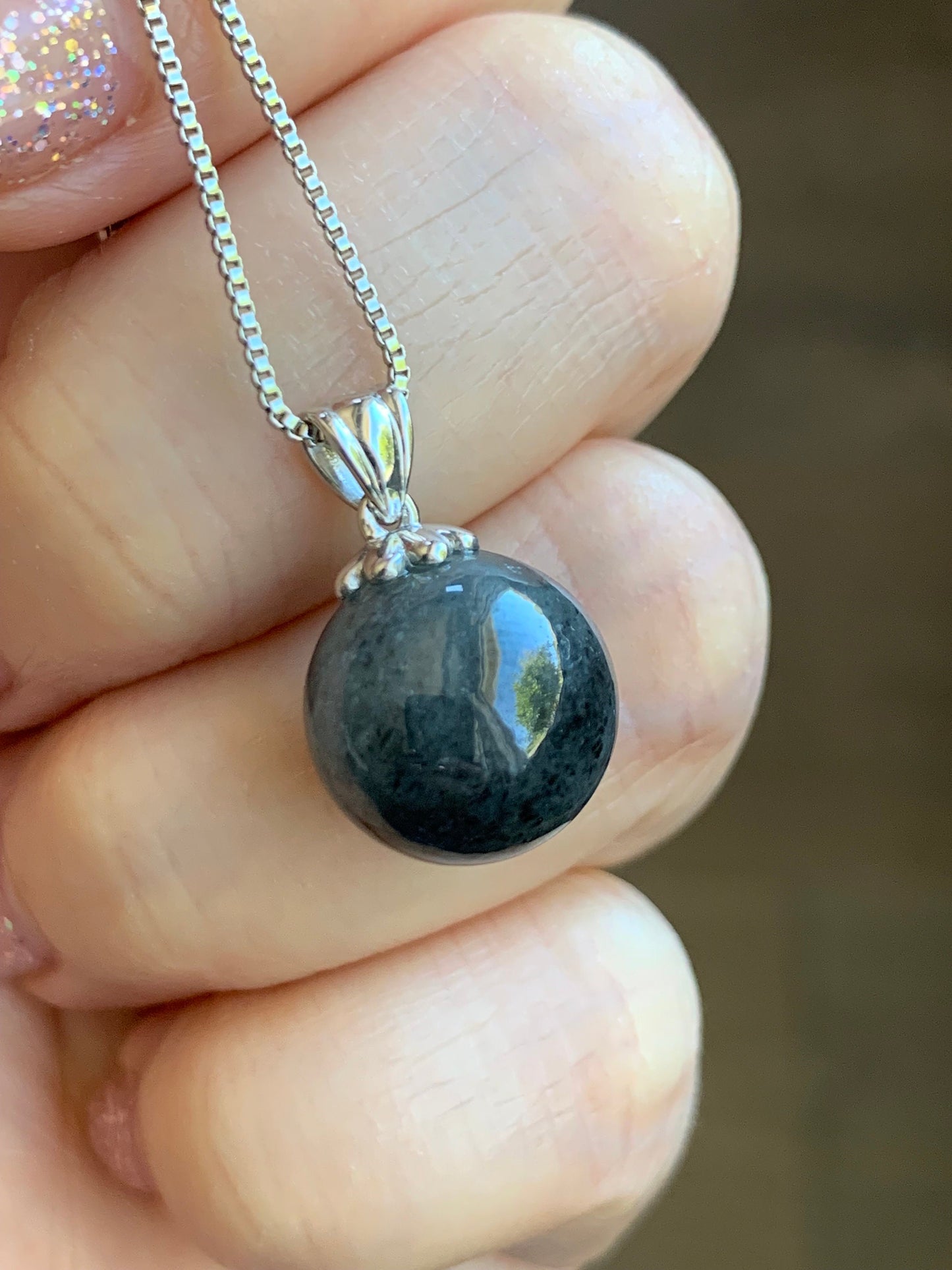 Certified Natural Burmese Grade A Icy Translucent Gelatinous Dark Wuji Jadeite Sphere Bead Pendant 18K White Gold Bail 天然缅甸冰胶翡翠单珠镶嵌吊坠 7048