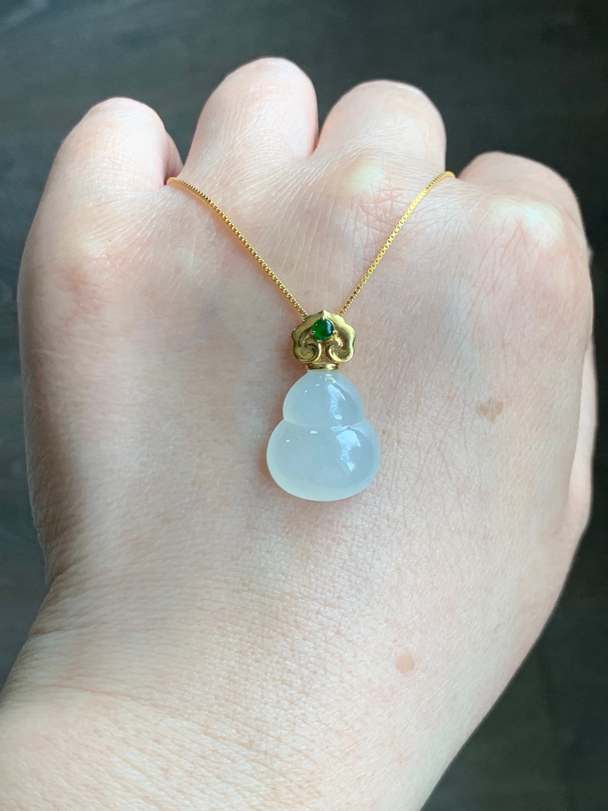 Certified Natural Burmese Icy Translucent Gelatinous White Jadeite Hulu Gourd Pendant Green Jadeite Ruyi Bail 18K Gold 天然缅甸老种起光翡翠葫芦镶嵌吊坠 7119