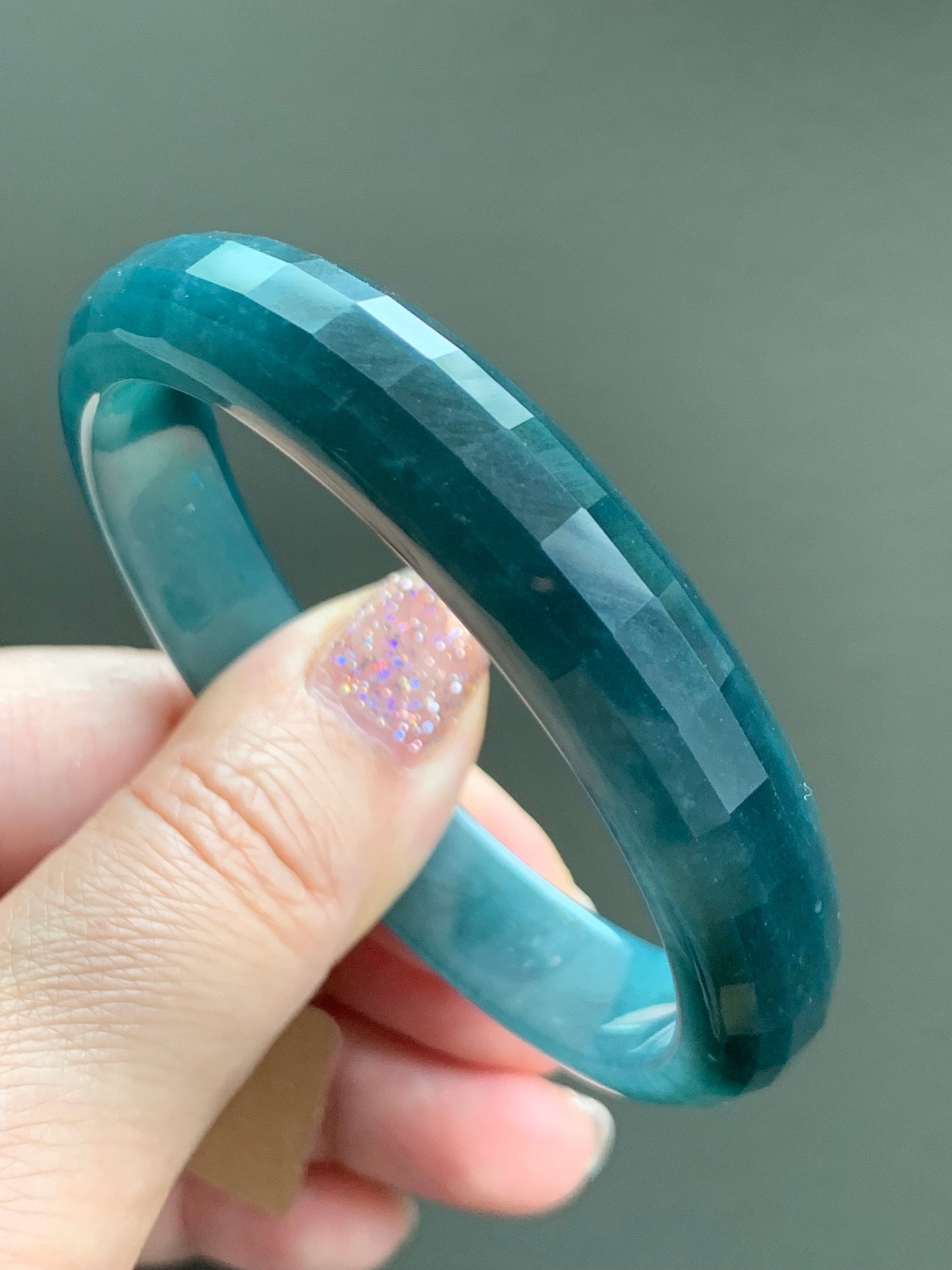Certified Natural Guatemalan Icy Translucent Dark Blue Jeans Jadeite Faceted Bangle Bracelet 56.5mm 11.4x6.3mm 40.4g 天然老种冰危牛仔蓝翡翠正圈切割面手镯 7088